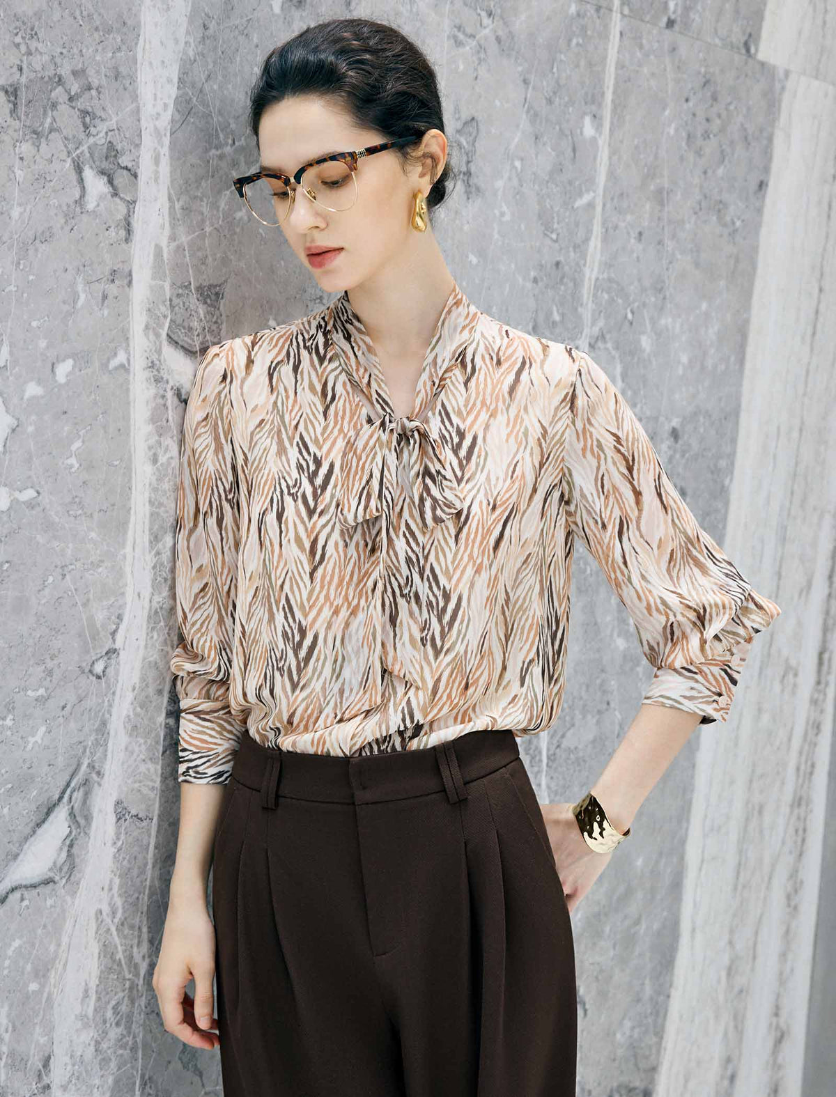 Floral Print Tie Neck Long Sleeve Blouse