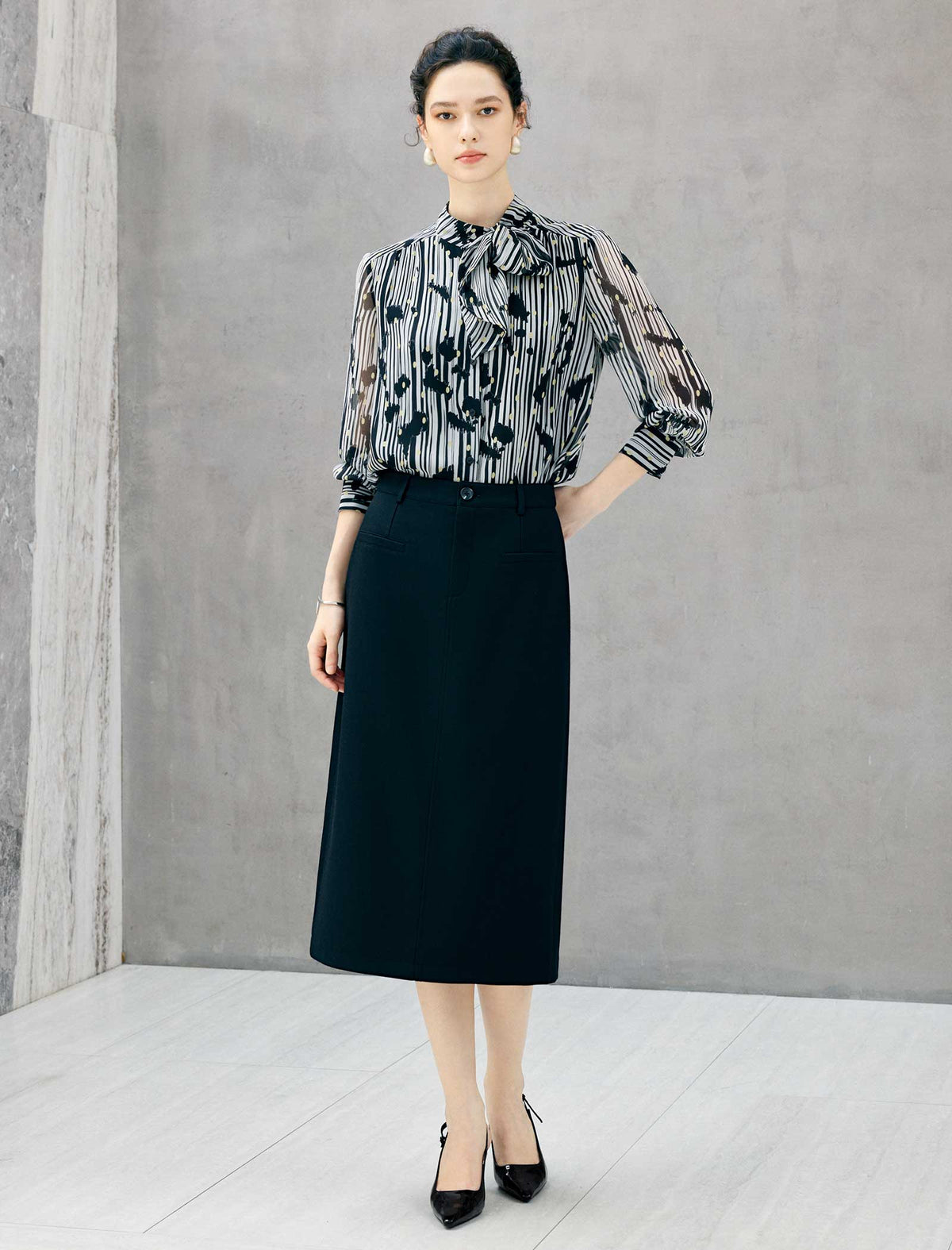 Vintage Stripe Dotted Bow Tie Chiffon Blouse