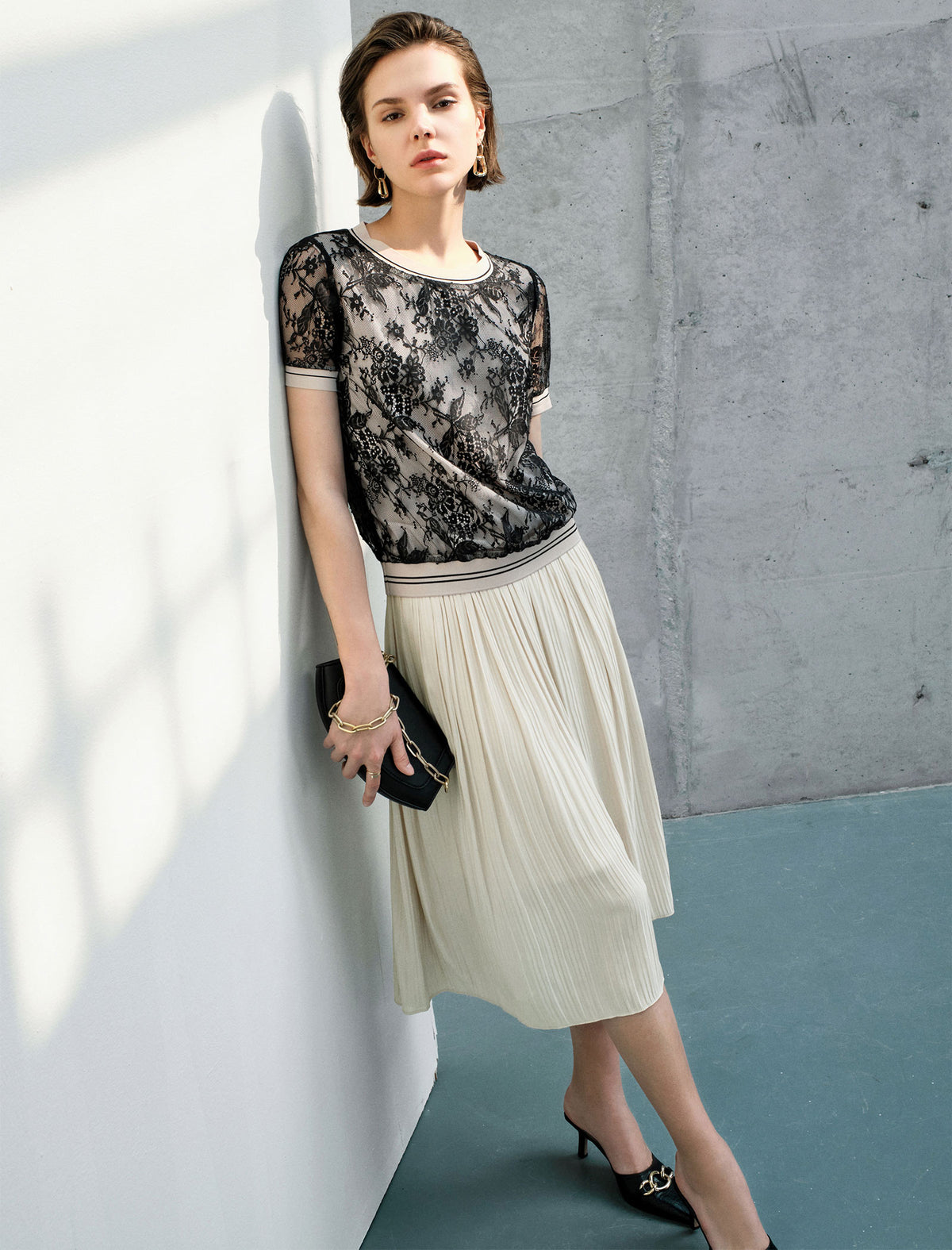 Lace Floral Short Sleeve Top