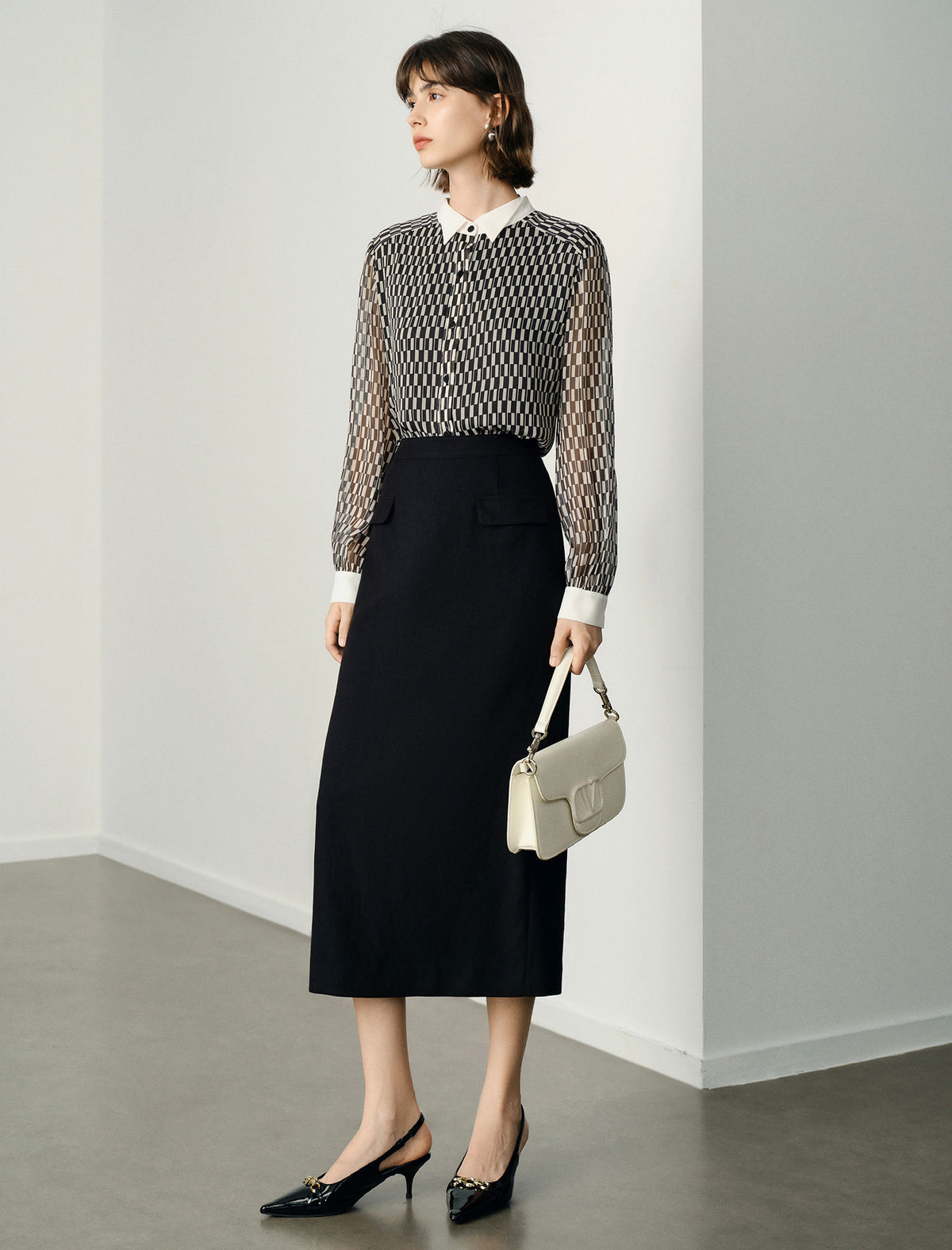 Back Slit Pocket Detail Midi Pencil Skirt