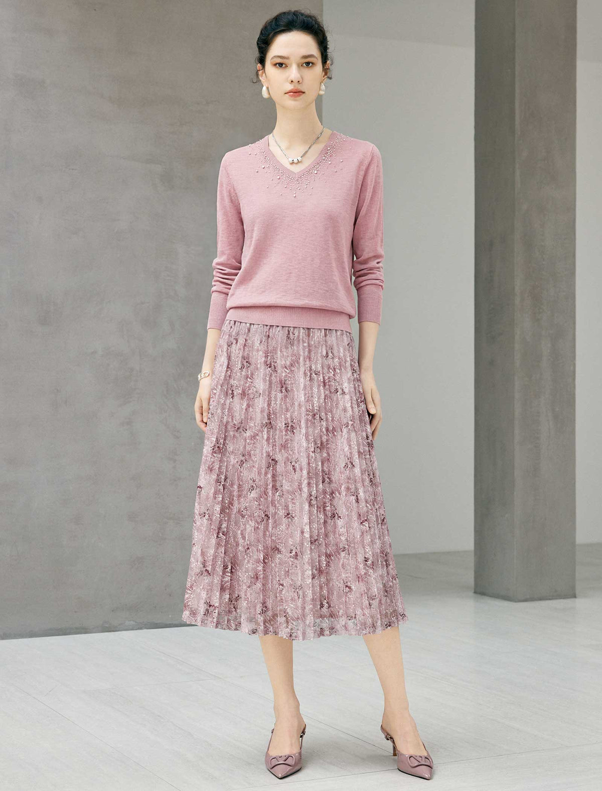 Wool Blend Round Neck Long Sleeve Sweater