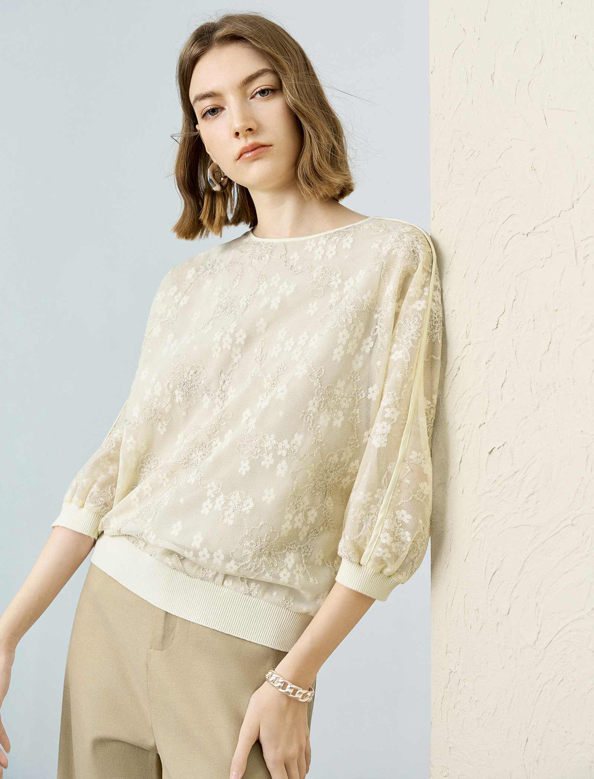 Embroidered Mesh 3/4 Sleeve Blouse