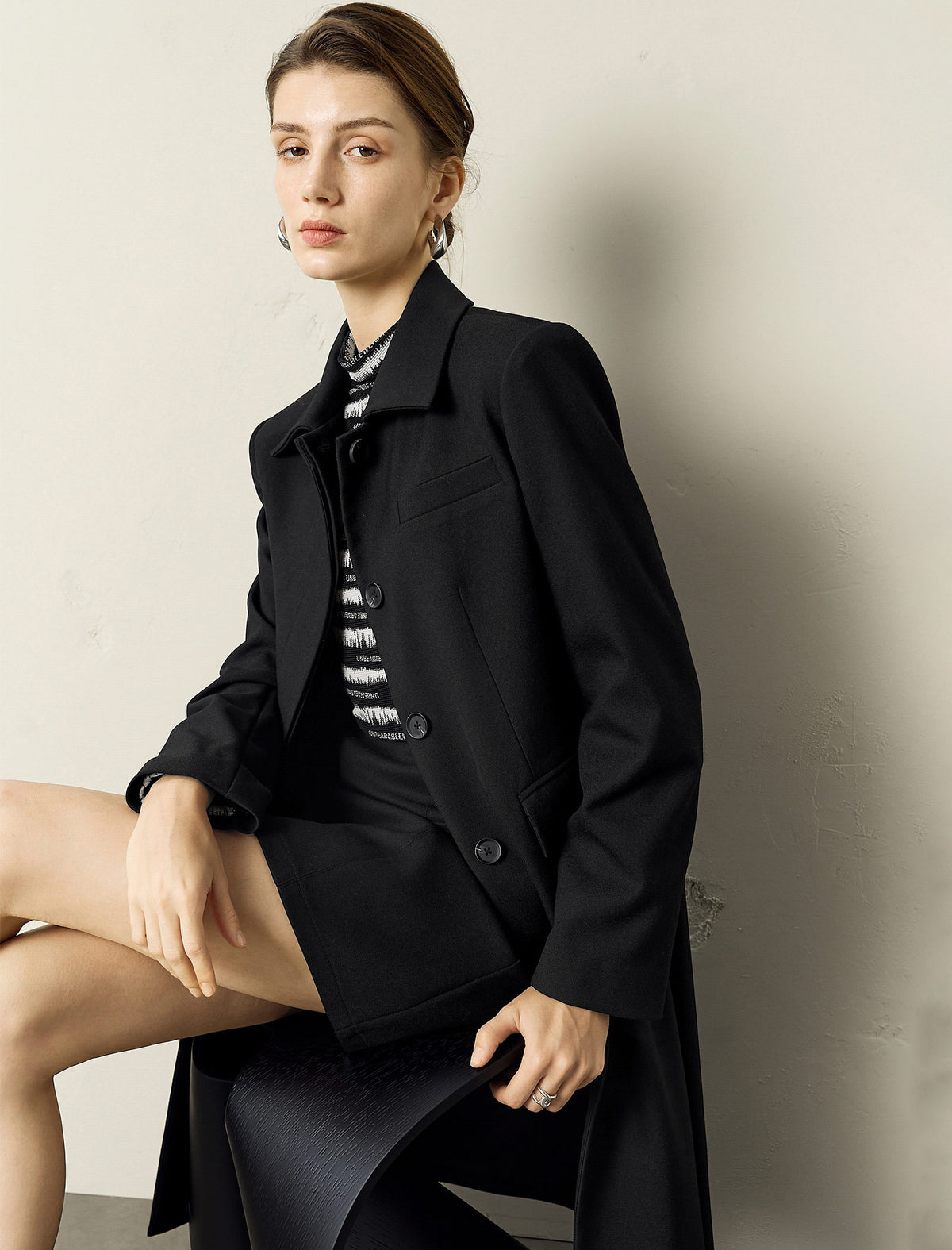 Black Stand-Collar Single-Breasted Trench Coat