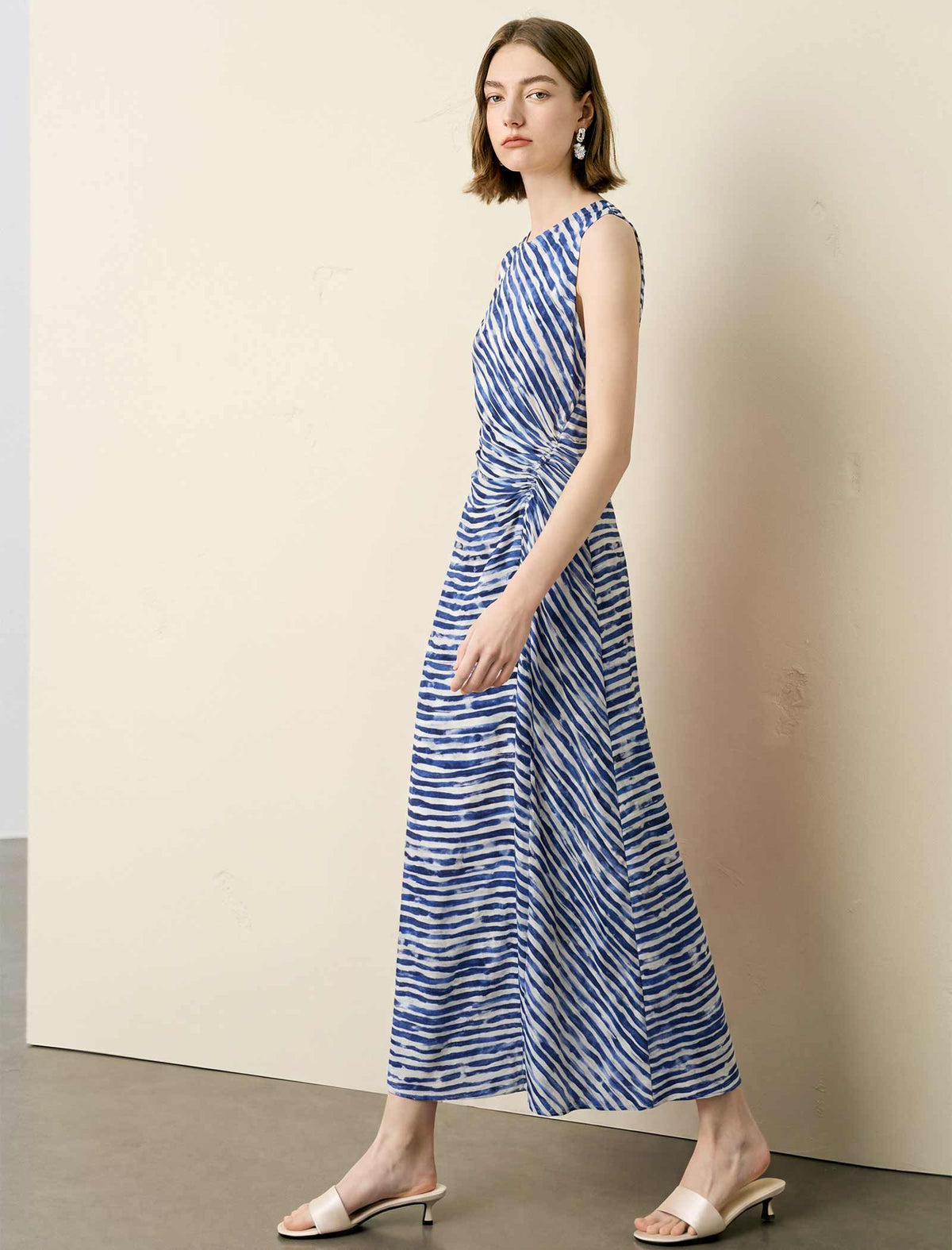 Sleeveless Round Neck Twist Waist Blue Stripe Maxi Dress