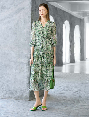 Abstract Print V-Neck Pleated Midi Dress
