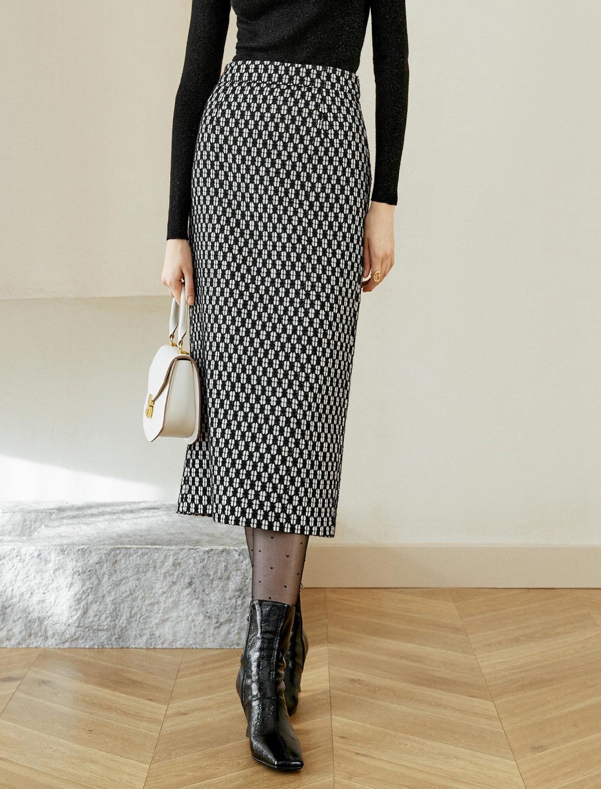 Vintage-Inspired Textured Calf-Length Skirt