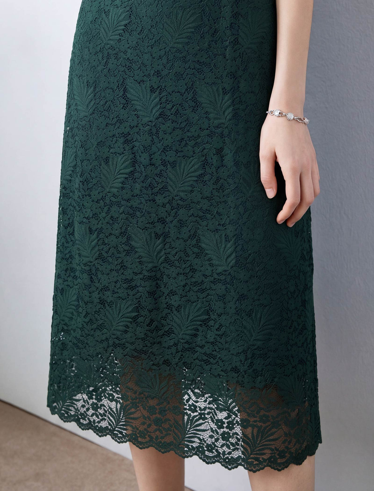 Lace Floral V-Neck Puff Sleeve Midi Dress