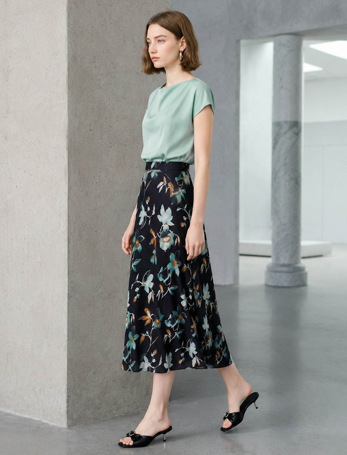 Mulberry Silk Floral Print Midi Skirt
