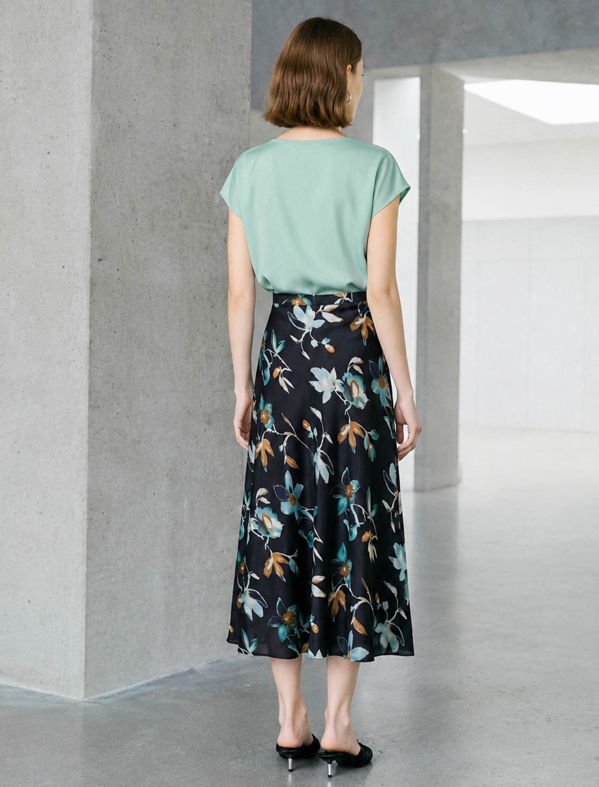 Mulberry Silk Floral Print Midi Skirt