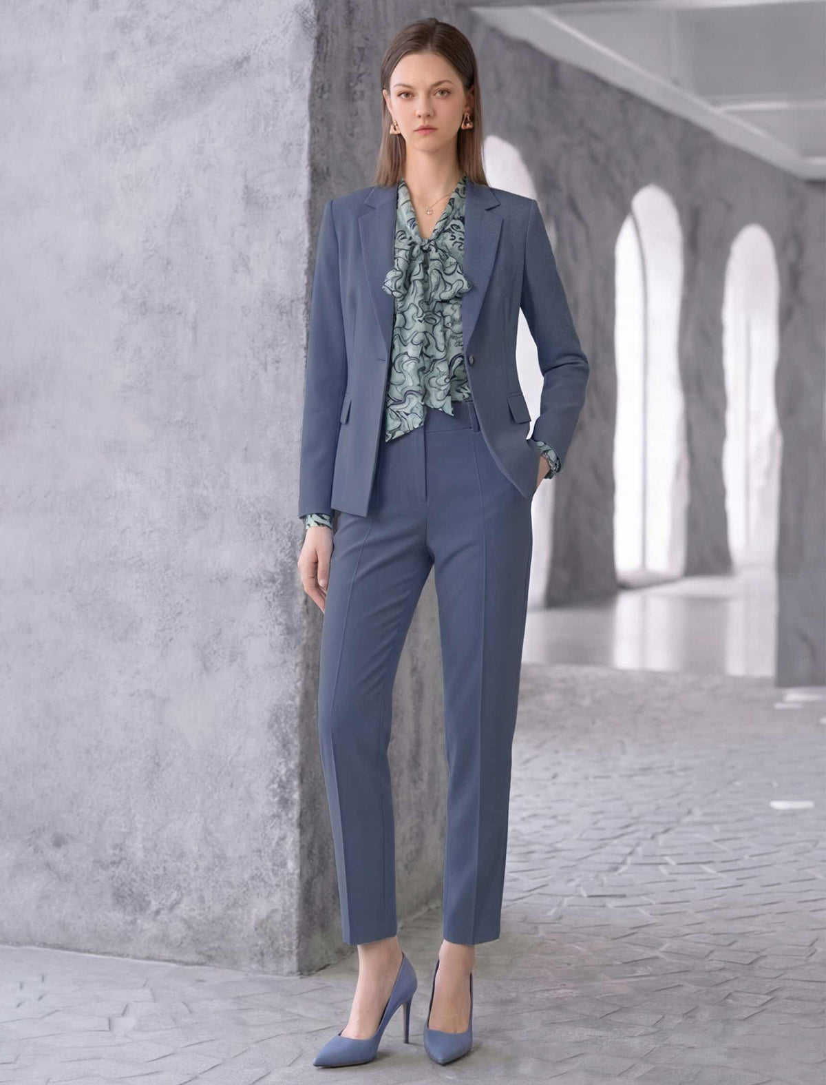 High-Waisted Tailored Tapered Pants