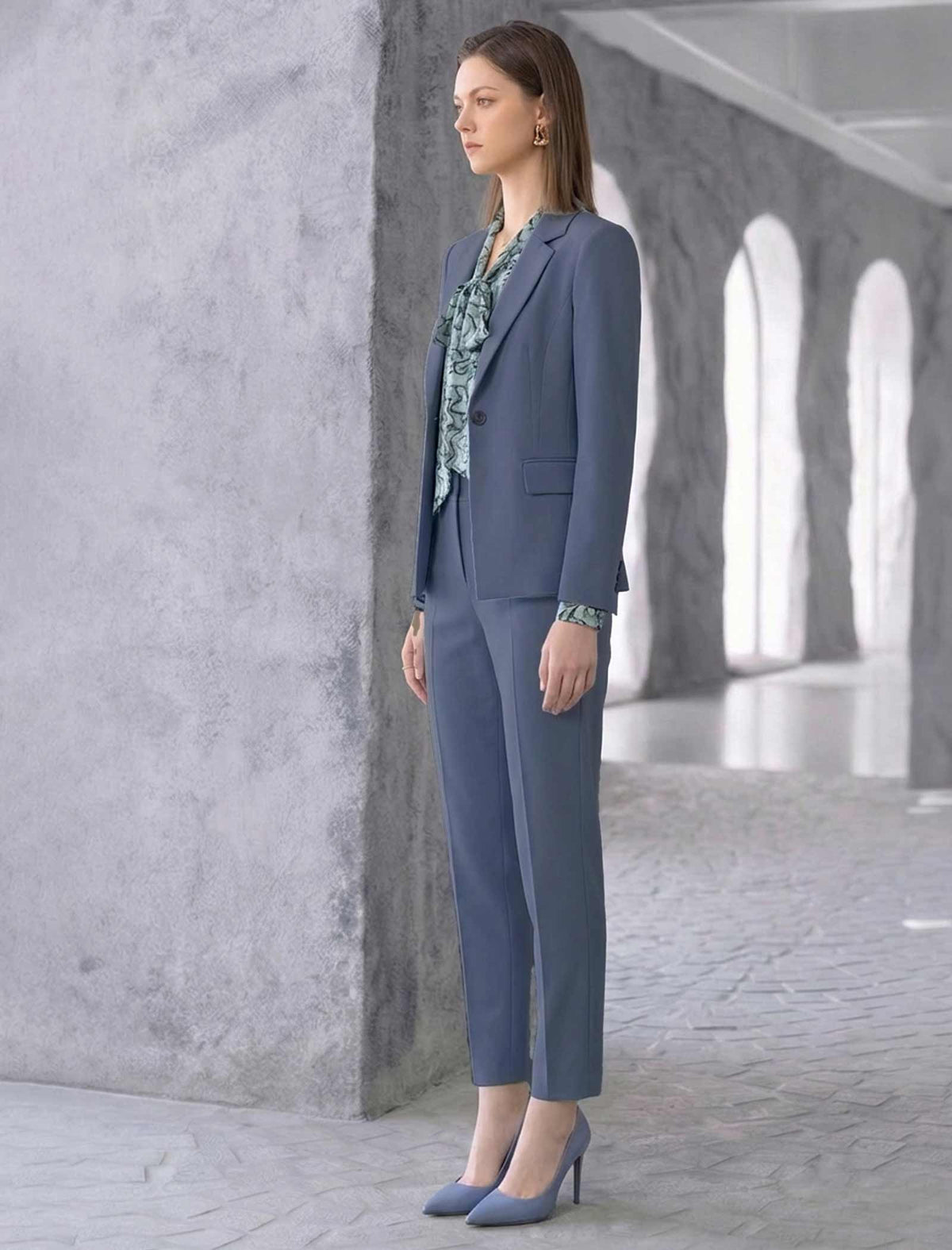Single-Breasted Tailored Blazer