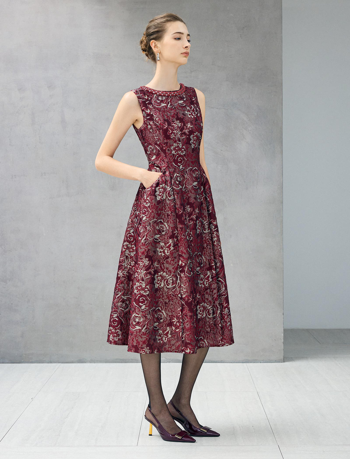 Textured Floral Sleeveless Beaded-Neckline A-Line Midi Dress