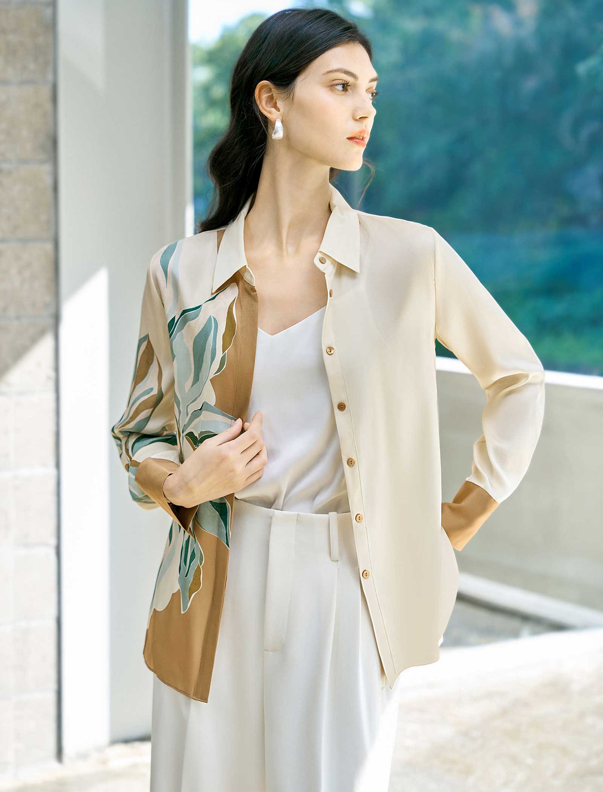Retro Contrast‑Print Button‑Down Blouse