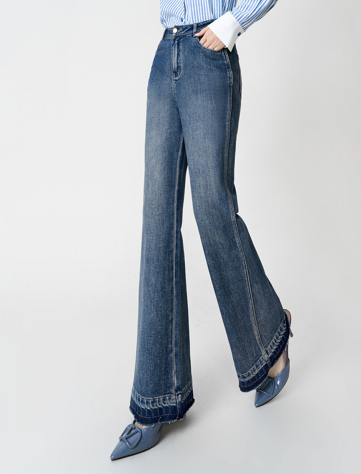 Blue High-Waist Wide-Leg Jeans with Raw Hem