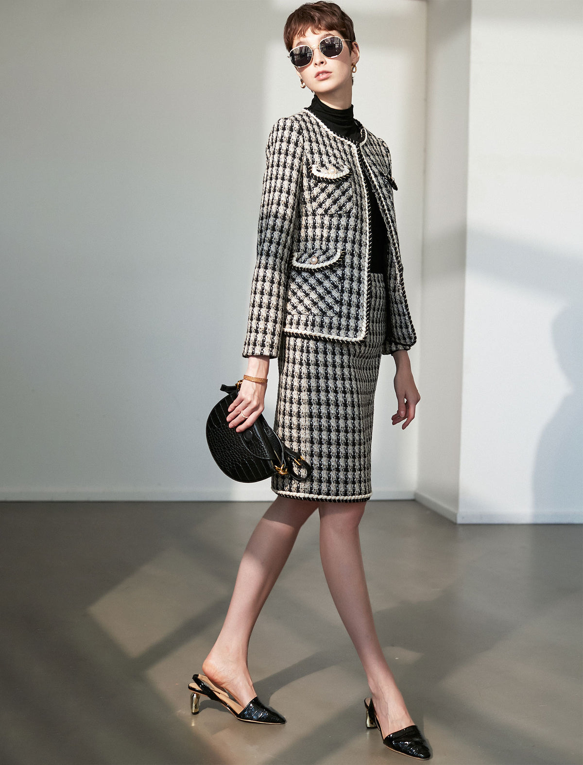 Wool Blend Textured Fitted Straight-Fit Skirt