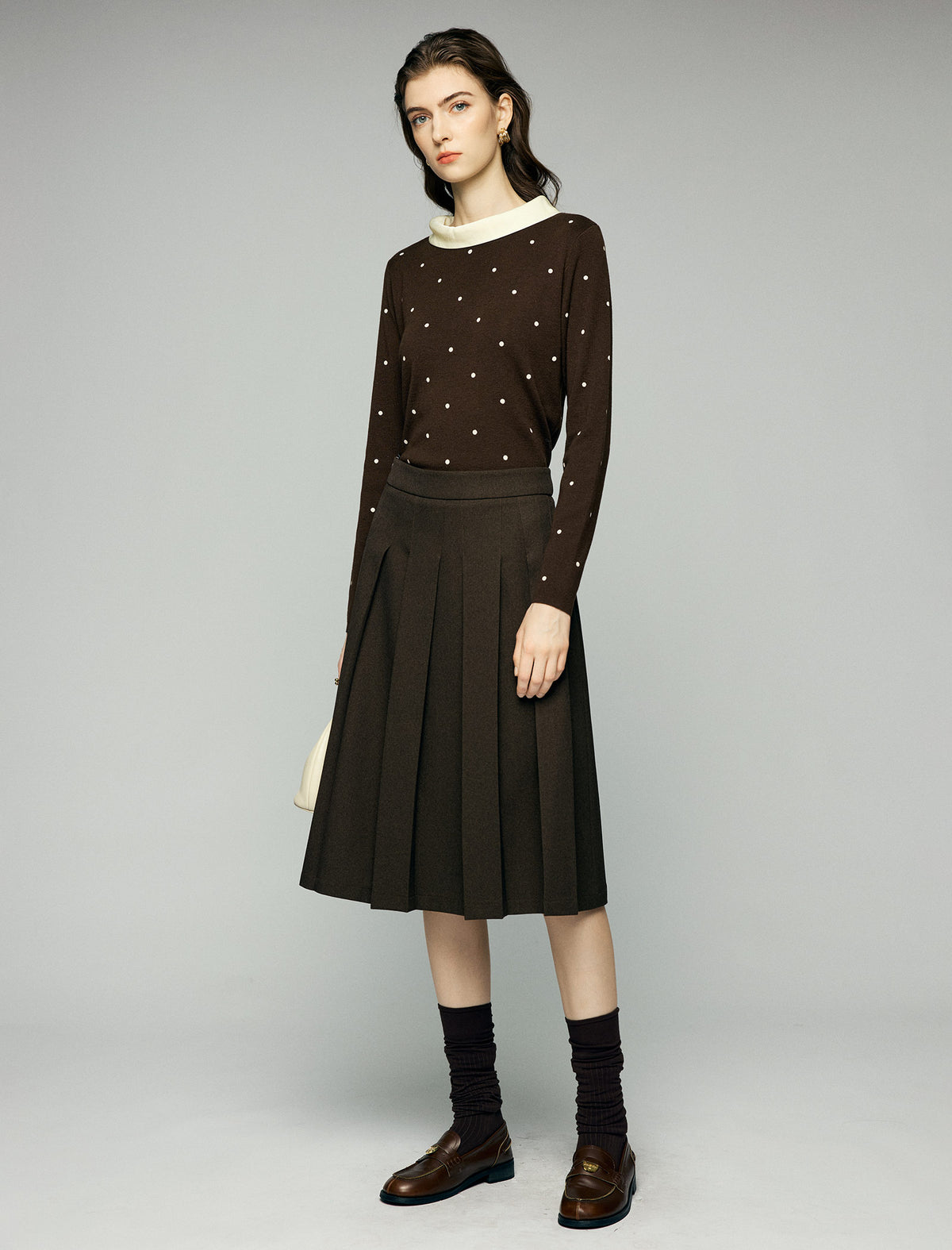 Wool Blend Polka Dot Contrast-Collar Fitted Top