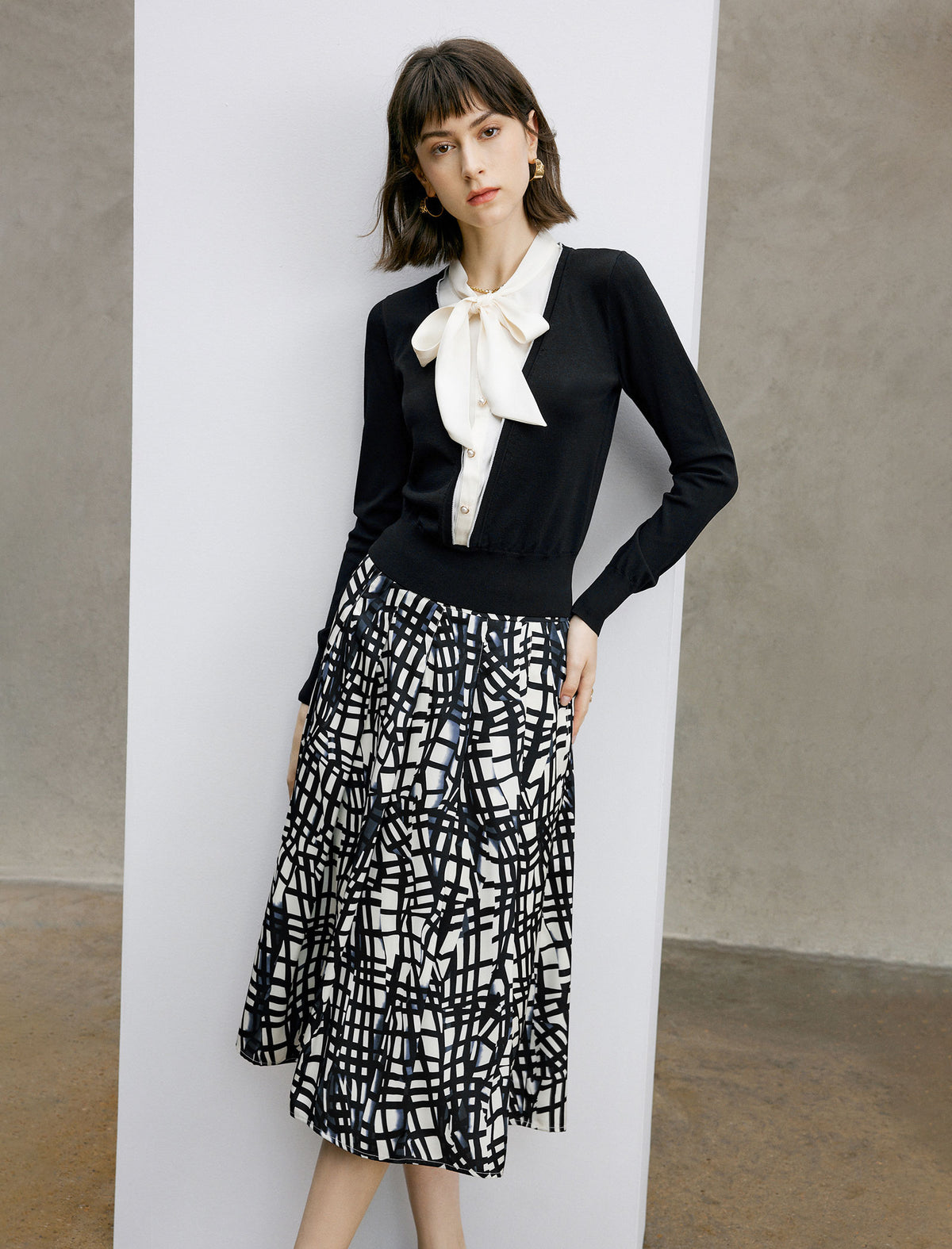 Geometric Print Pleated Midi Skirt