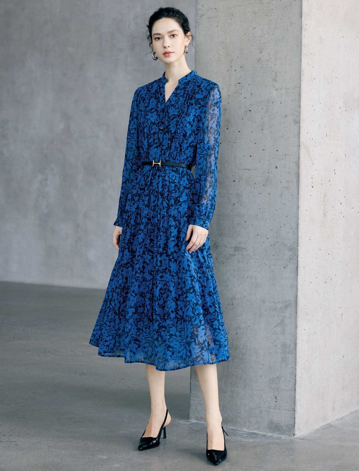 Floral Print Belted Pleated Midi Dress