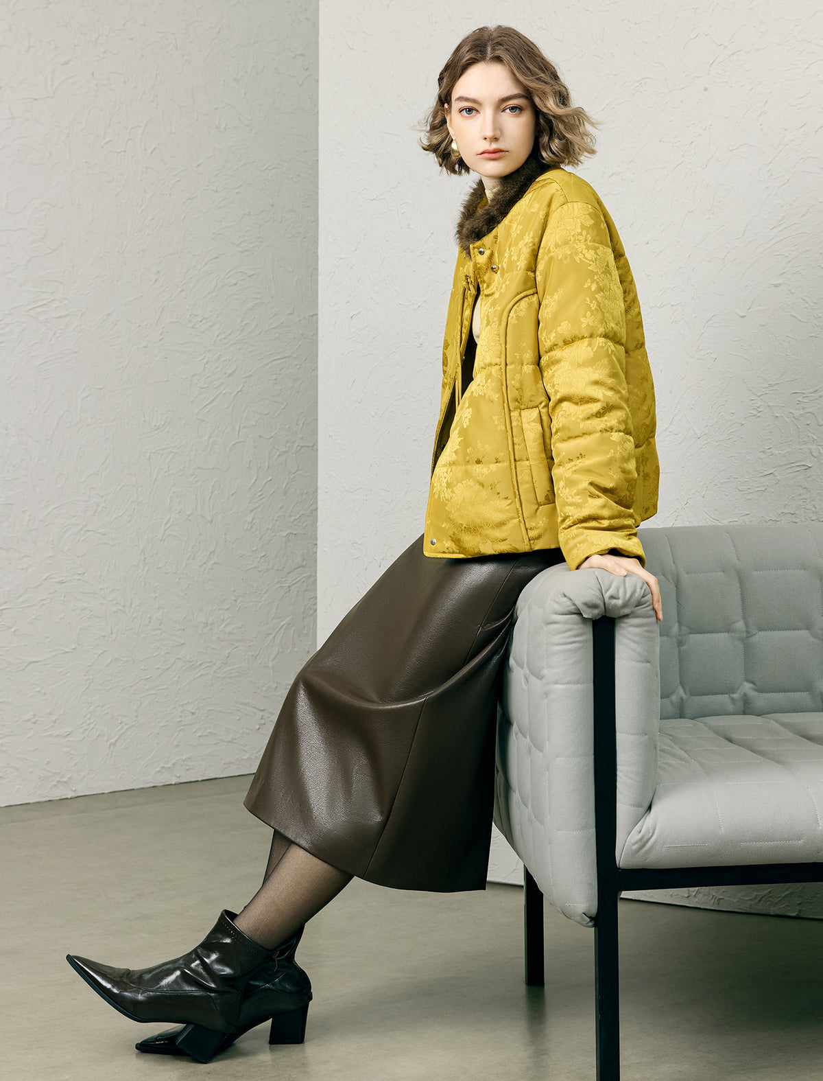 Jacquard Stand-Collar Frog-Button Quilted Cropped Coat