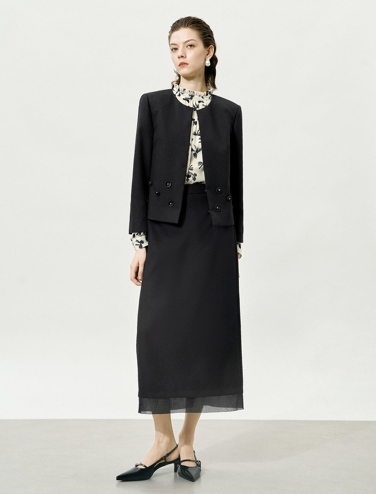 Beaded Tulle Flower Cropped Blazer