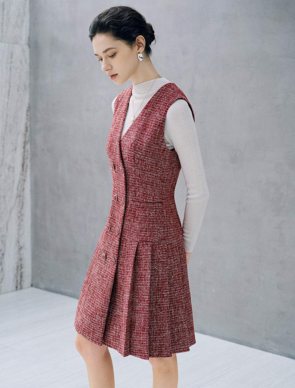 Pleated V-Neck Double-Breasted Sleeveless Dress