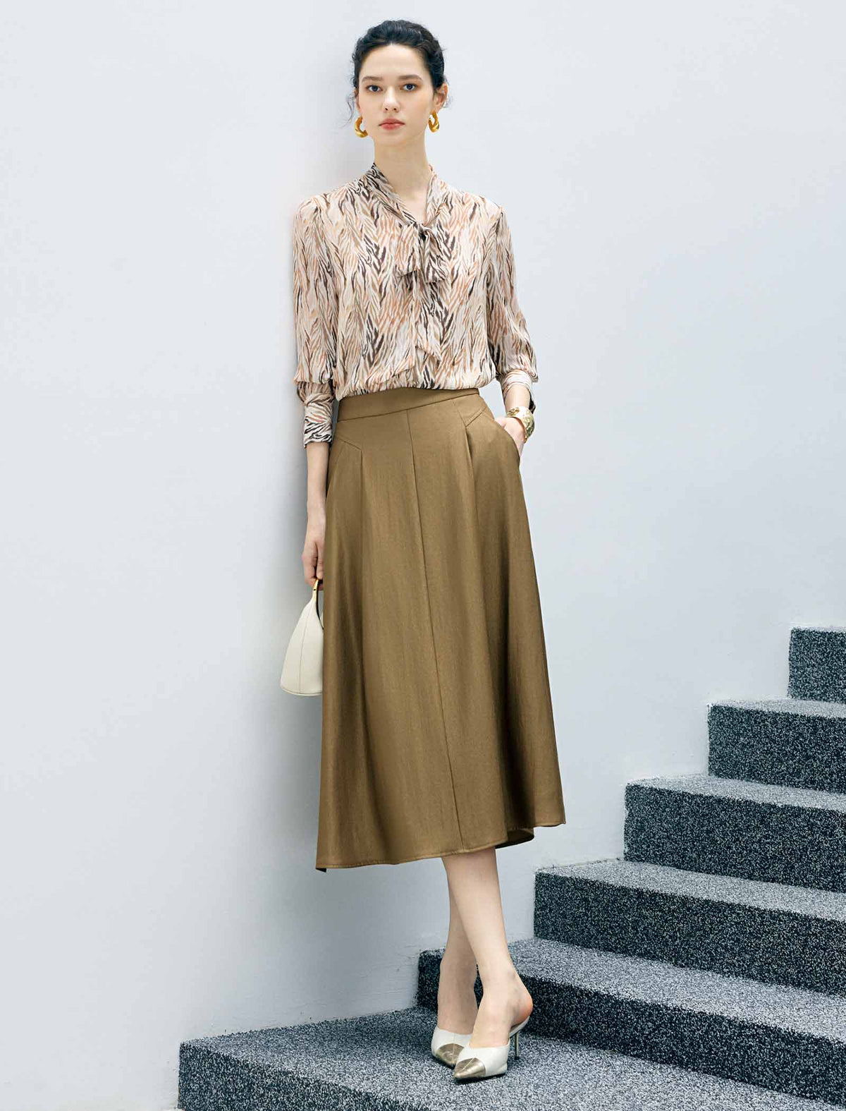 Floral Print Tie Neck Long Sleeve Blouse