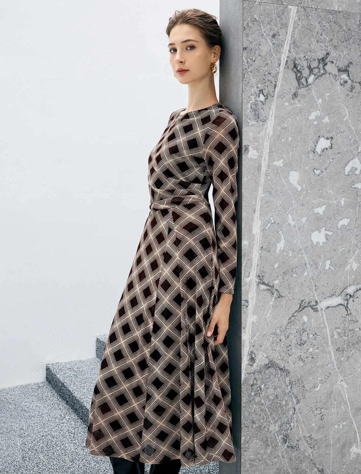 Geometric Print Crewneck Twist-Waist Long Sleeve A-Line Midi Dress