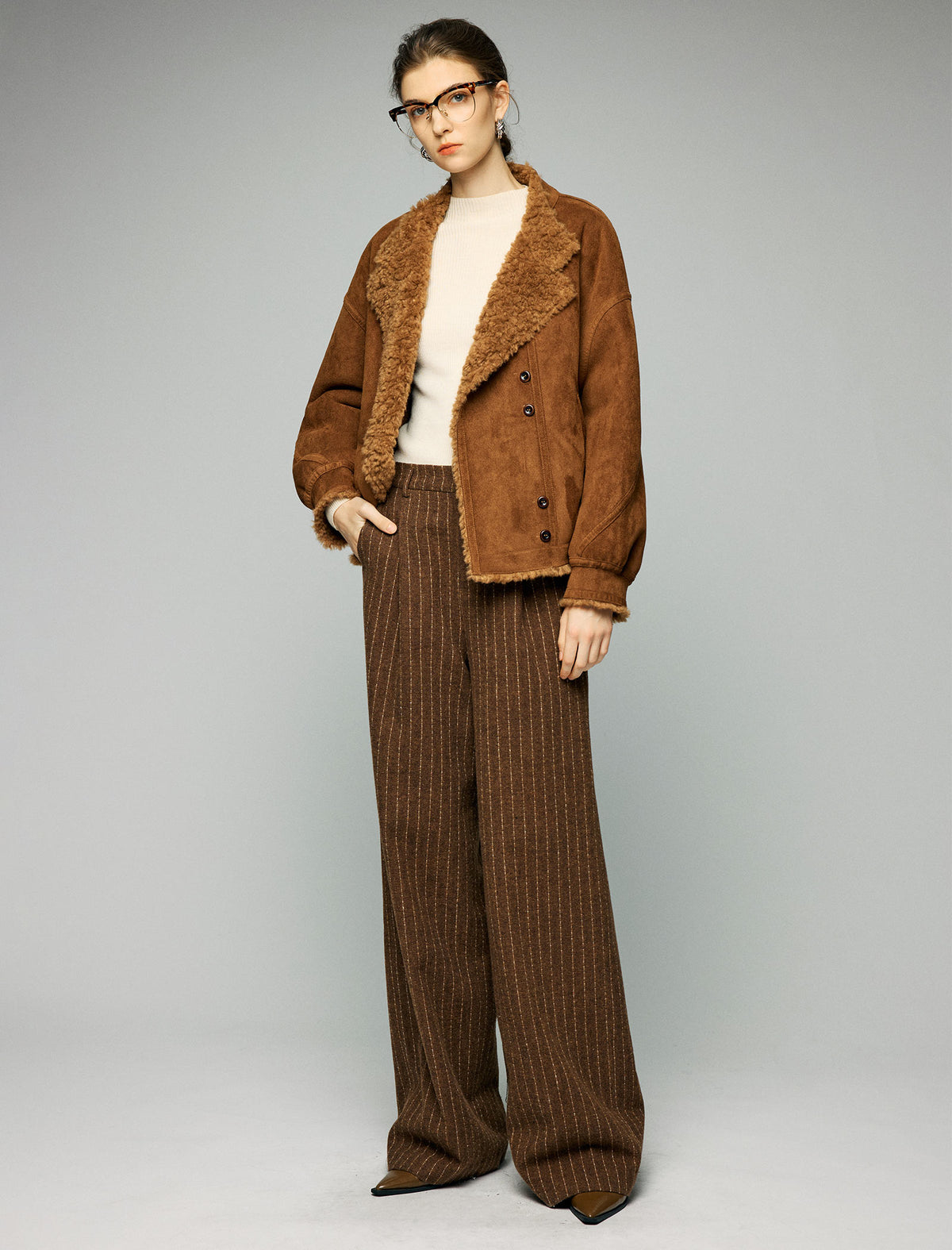 Notched-Lapel Contrast-Trim Button-Front Cropped Jacket