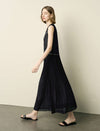 Black Lace Detail Pleated Maxi Dress