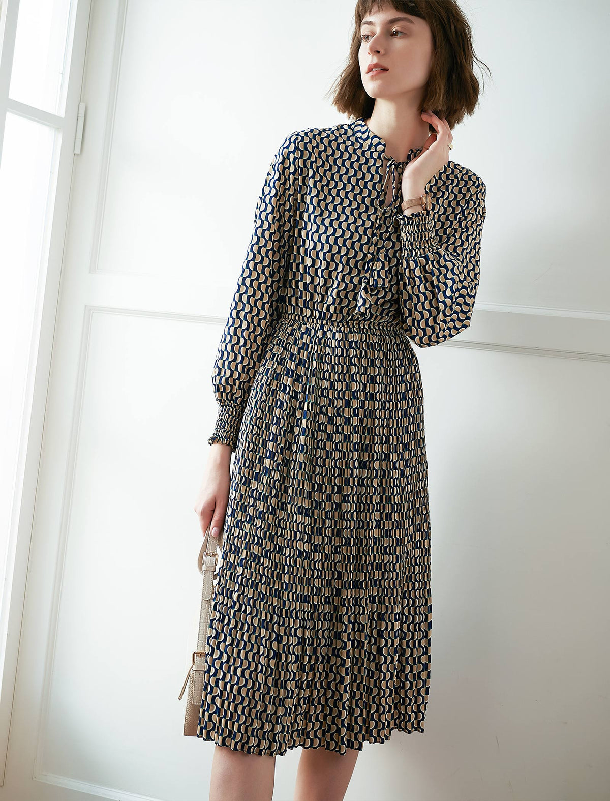 Floral Print V-Neck Long Sleeve Dress