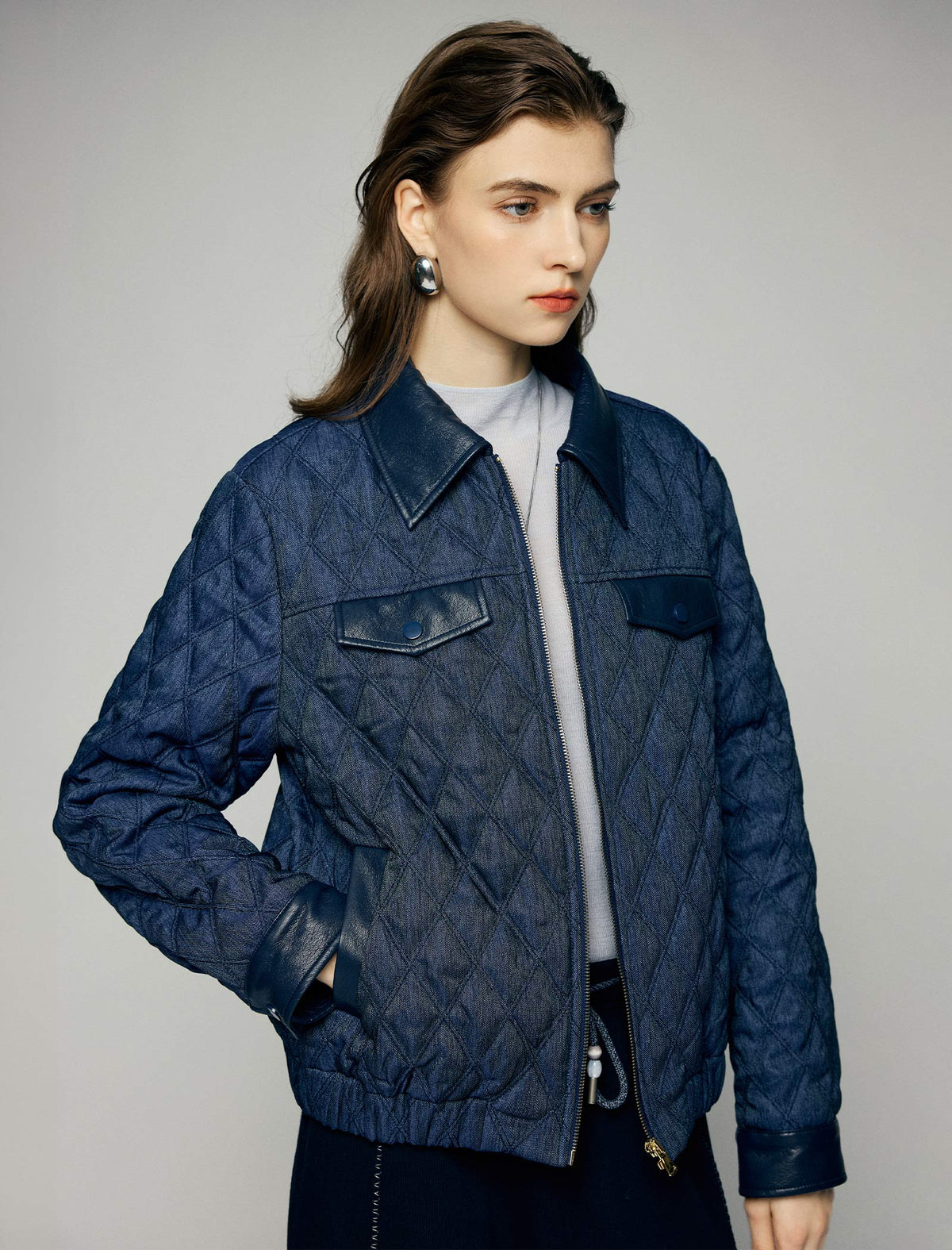 Contrast-Trim Collared Zip-Front Quilted Cropped Jacket