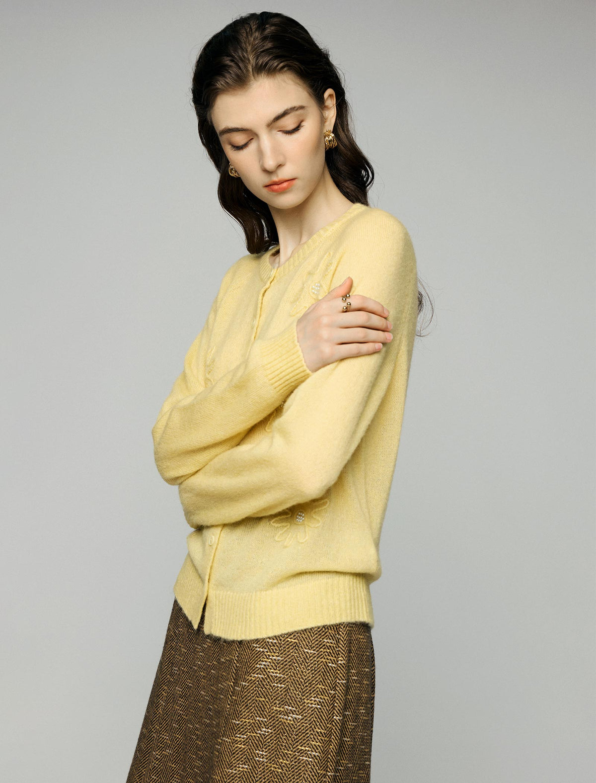 Wool Blend Floral Applique Pearl-Embellished Raglan-Sleeve Cardigan