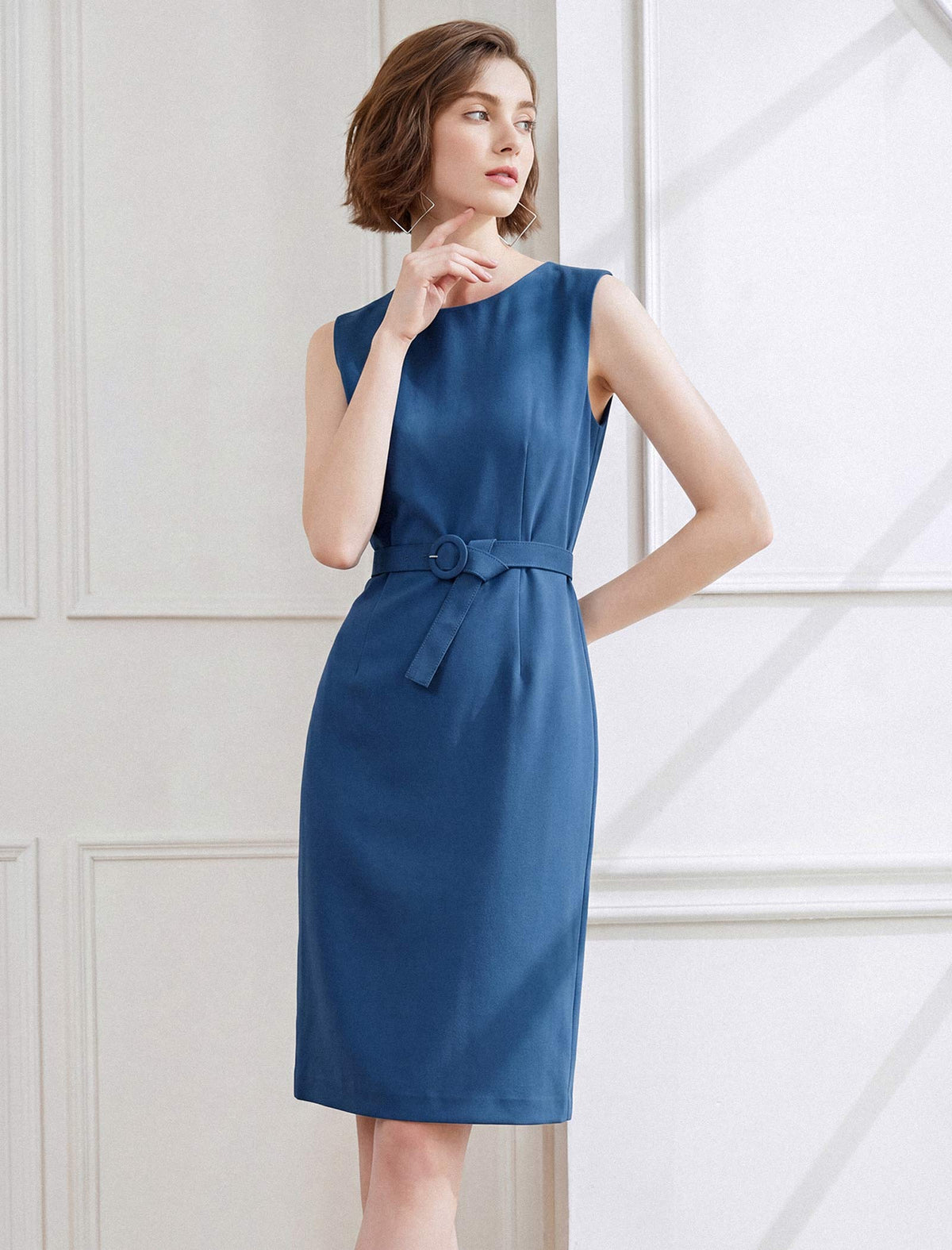 Solid Color Self-Belt Sleeveless Dress