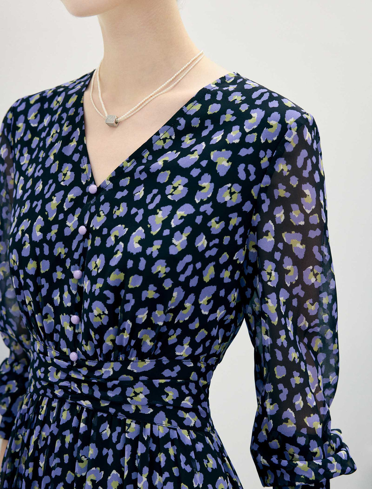 Floral Print V-Neck Long Sleeve Midi Dress