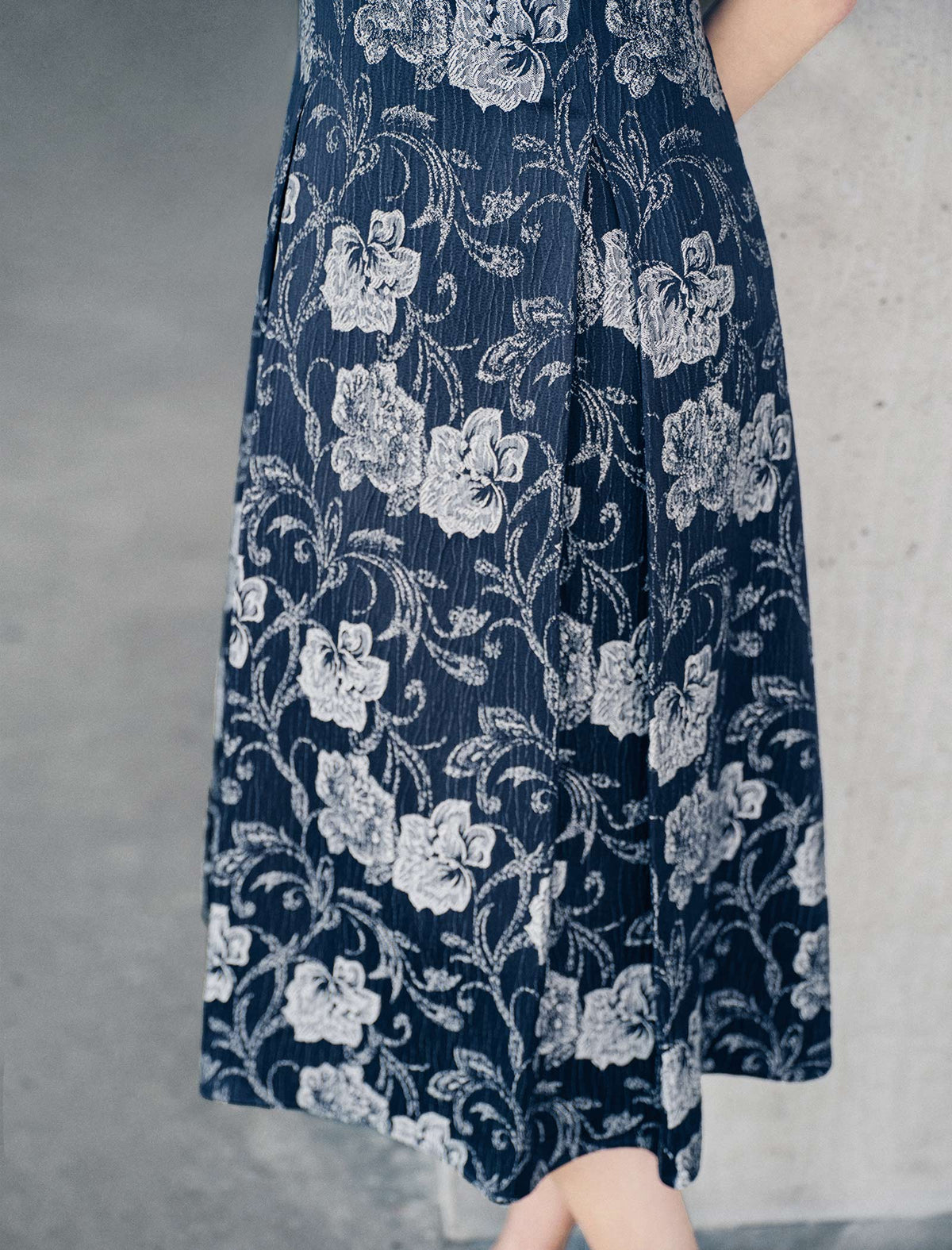 Navy Floral Pearl Trim Round Neck Sleeveless Dress