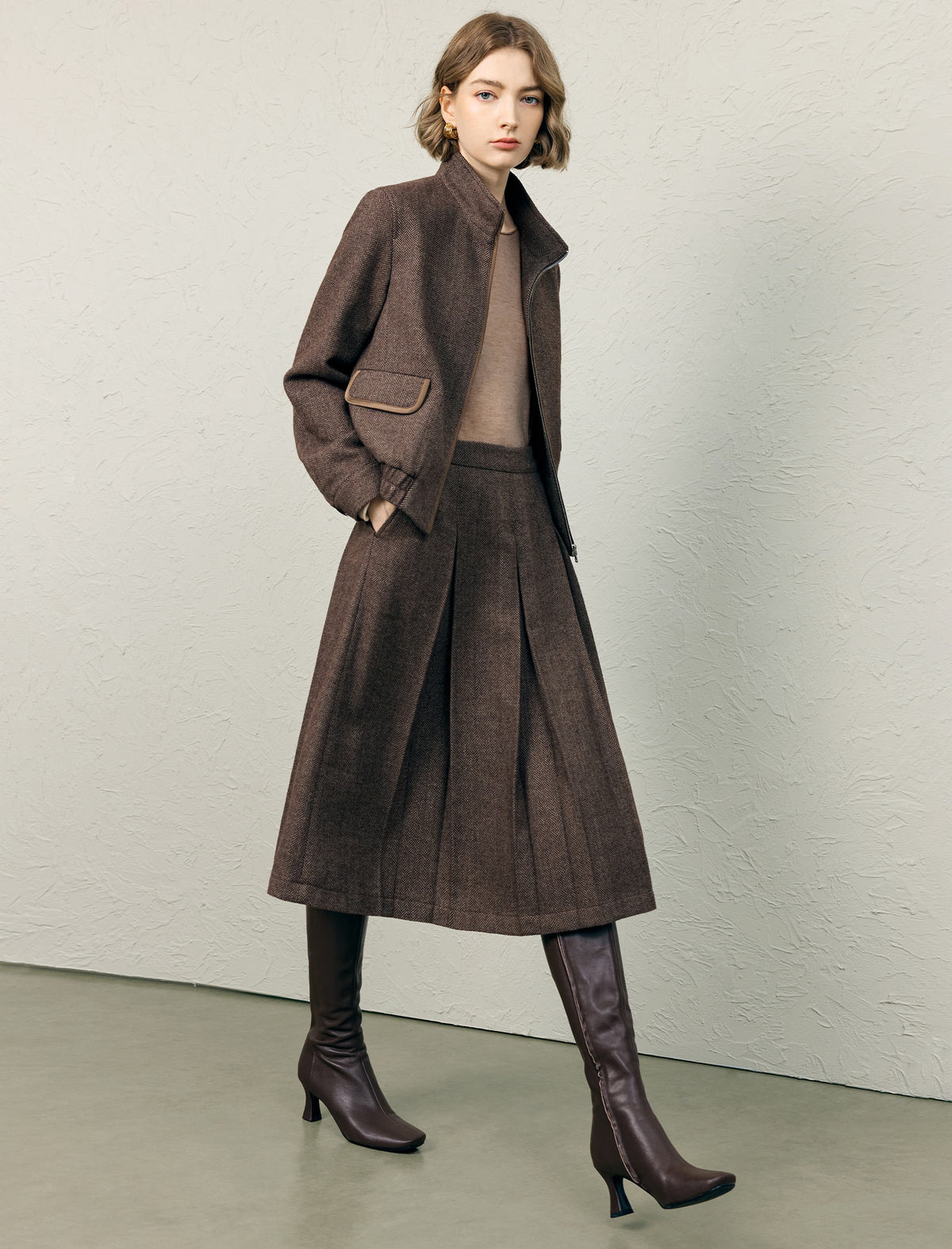 Wool Blend Textured Stand-Collar Zip-Front Cropped Jacket