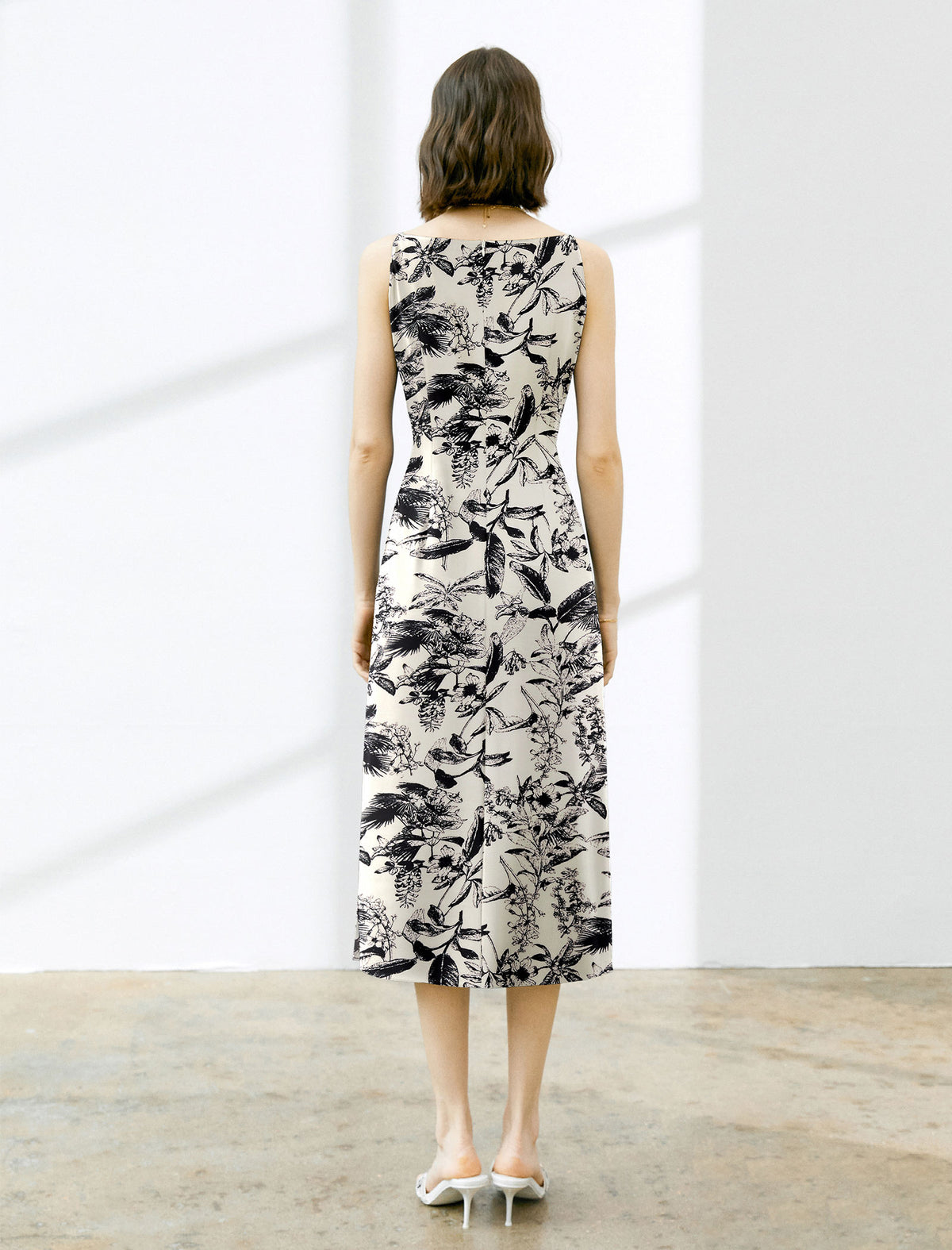 Sleeveless Floral Print Midi Dress