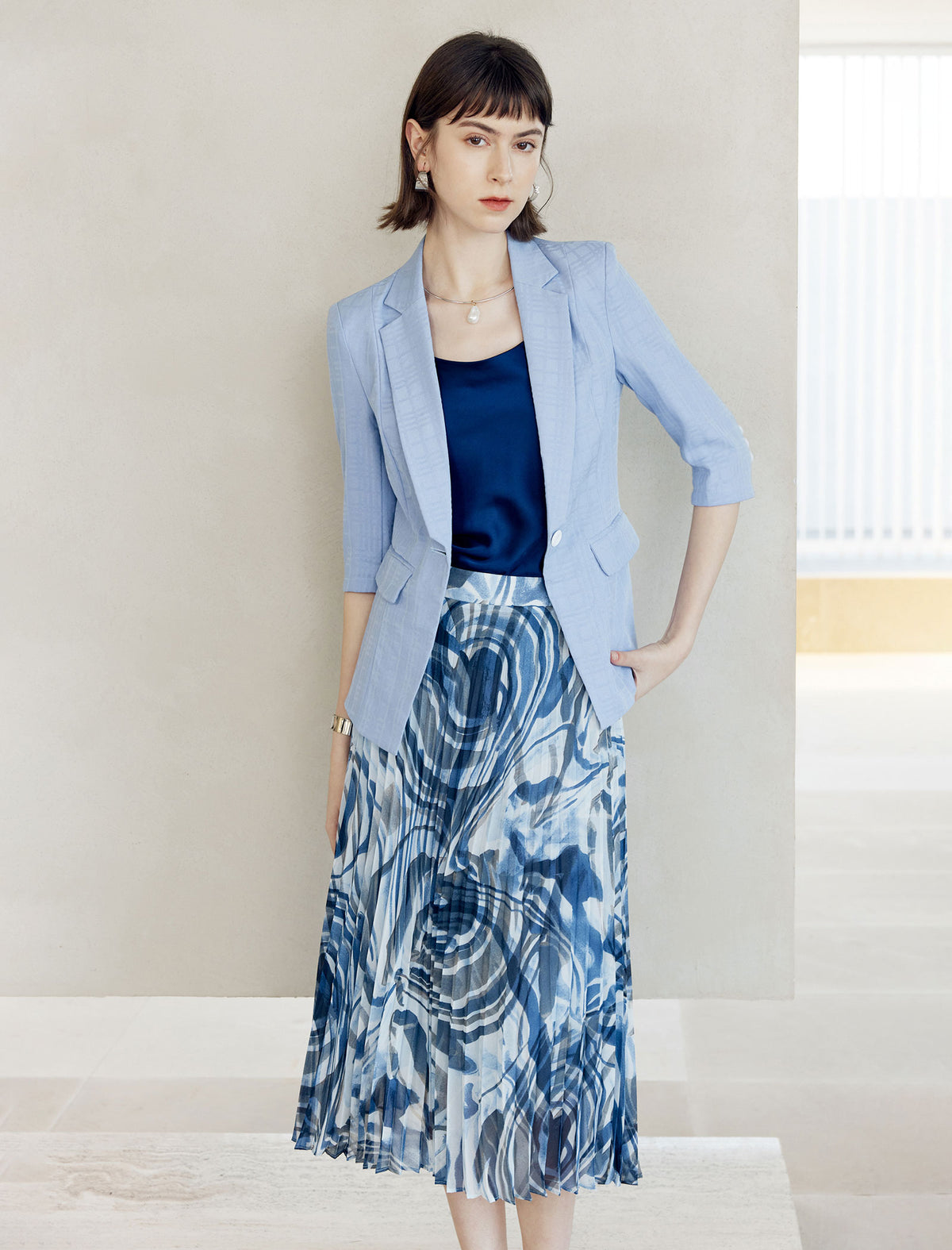 Blue Abstract Print Pleated Midi Skirt