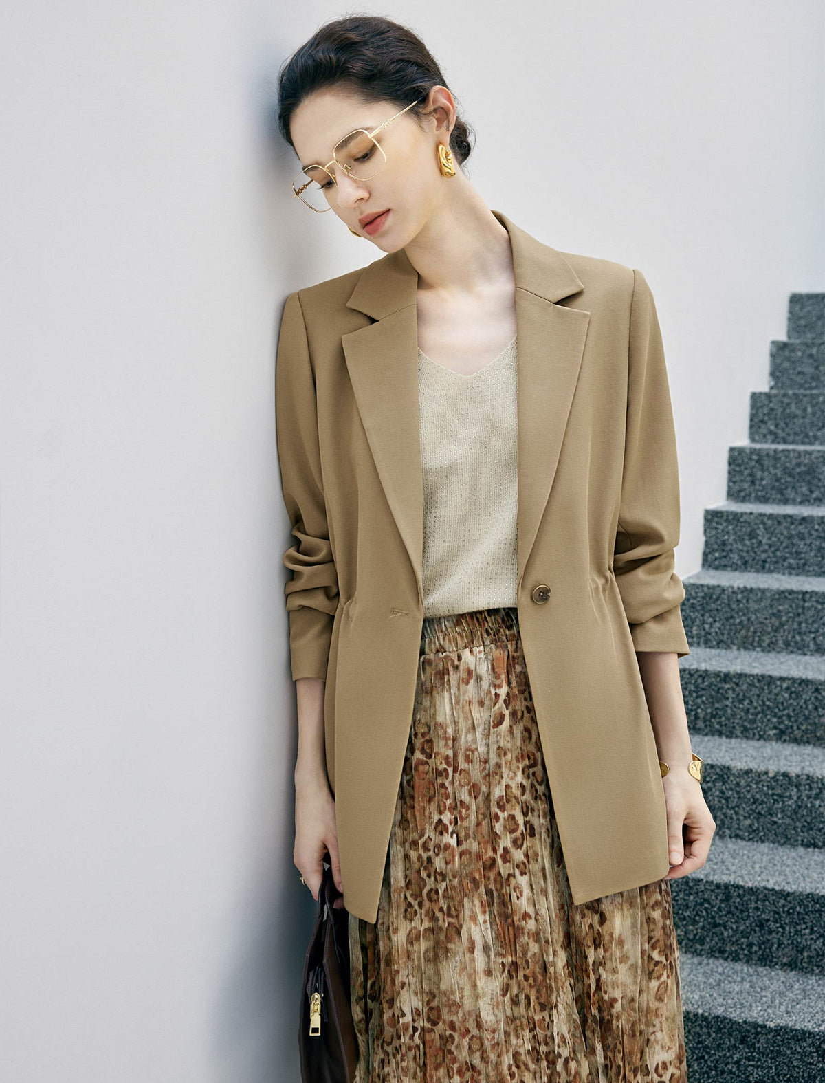 Notched Lapel Drawstring Waist Long Sleeve Jacket