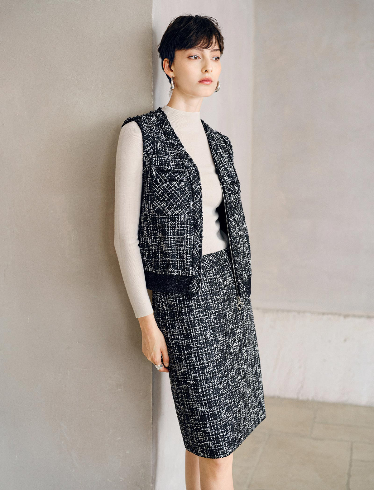 Sparkle Tweed Wool Blend Straight H-Line Skirt