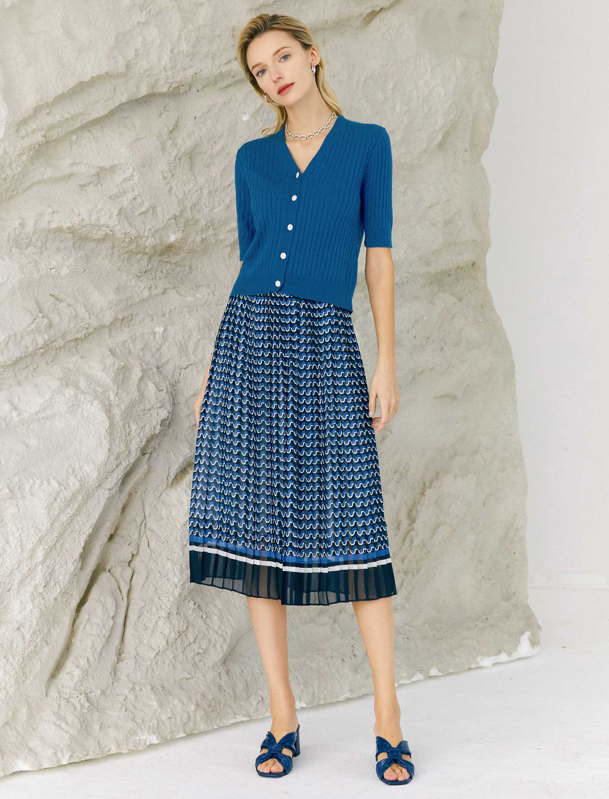Blue Geometric Print Pleated Midi Skirt