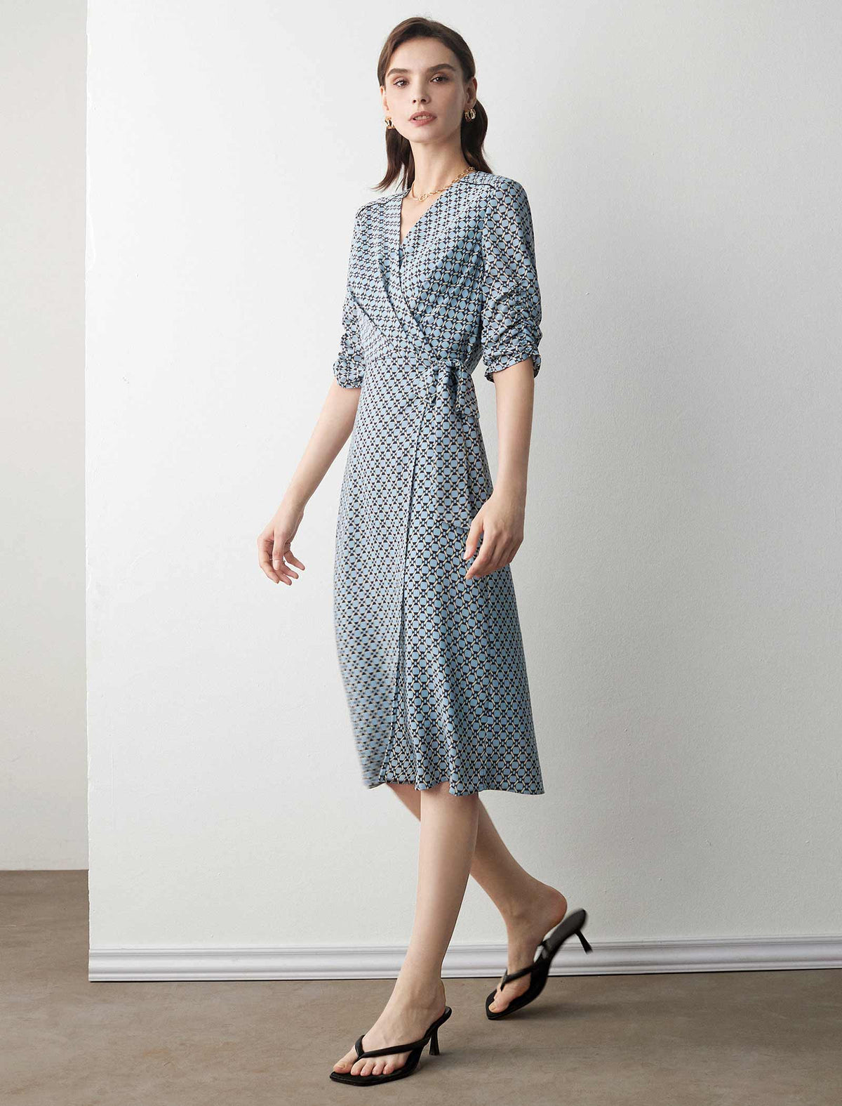 Short Sleeve V-Neck Printed Waist-Cinched Dress