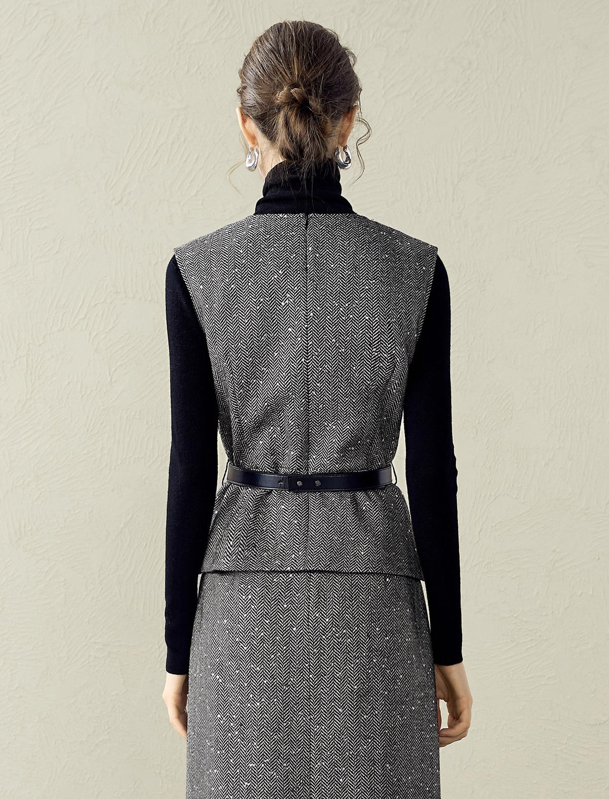 Gray Herringbone Wool-Blend Tweed Vest