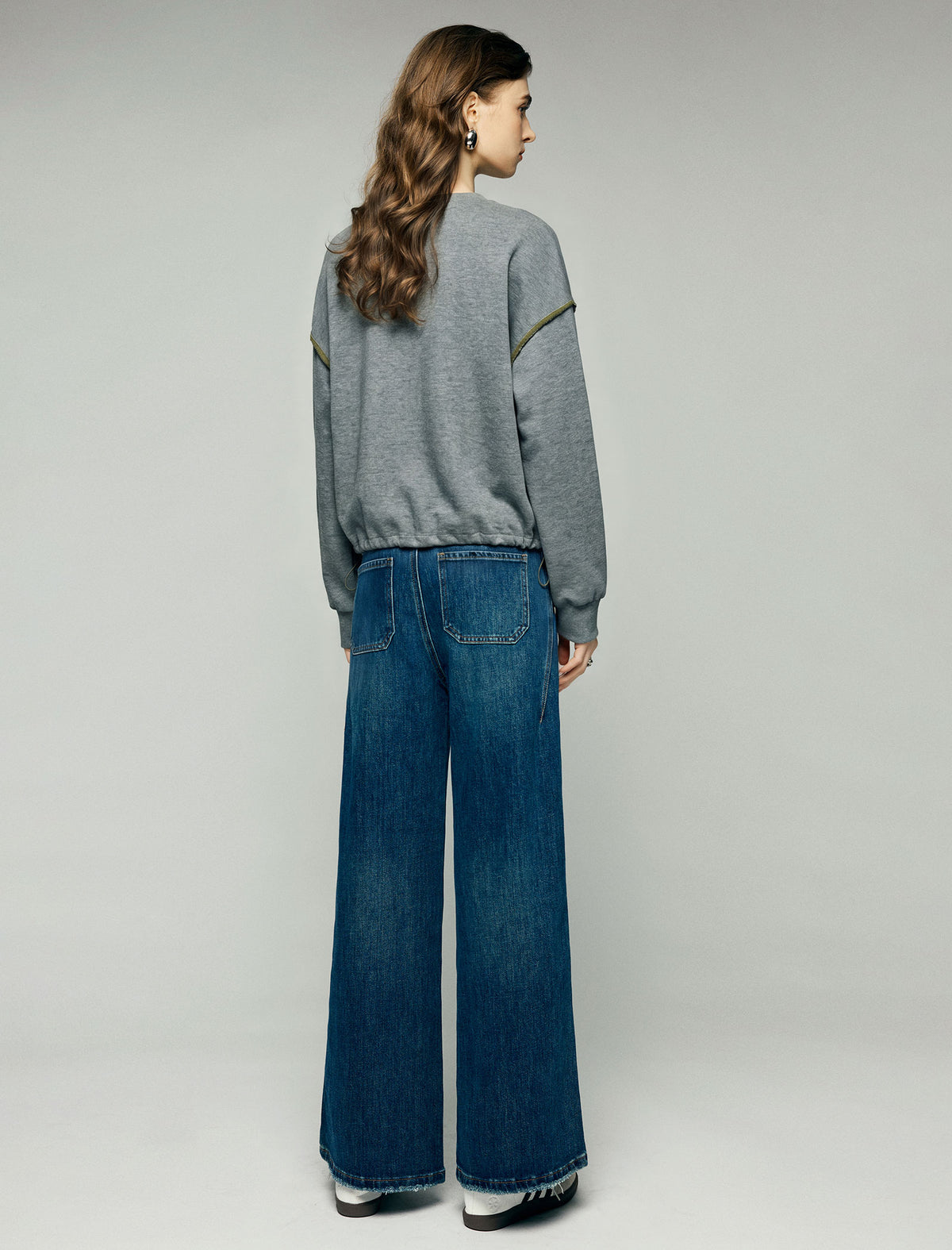 Embroidered Floral Crewneck Drop-Shoulder Drawstring Sweatshirt
