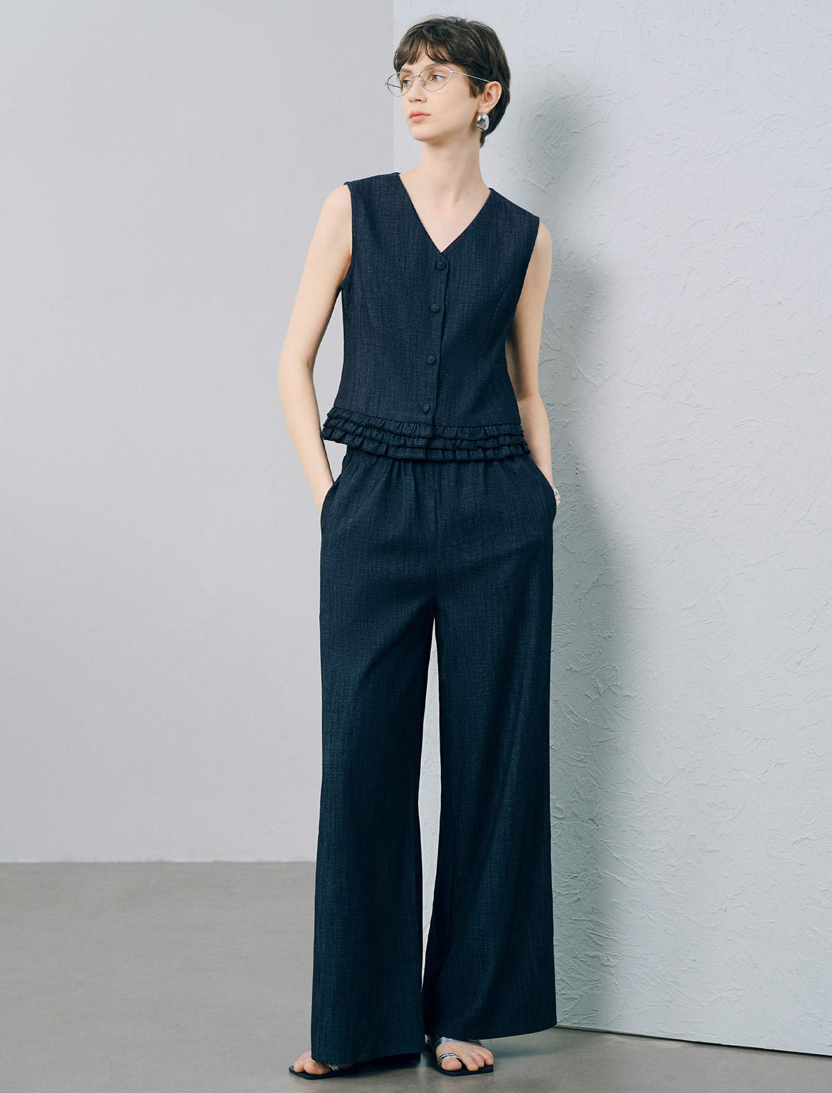 Dark Denim Look Sleeveless Ruffle Hem Vest