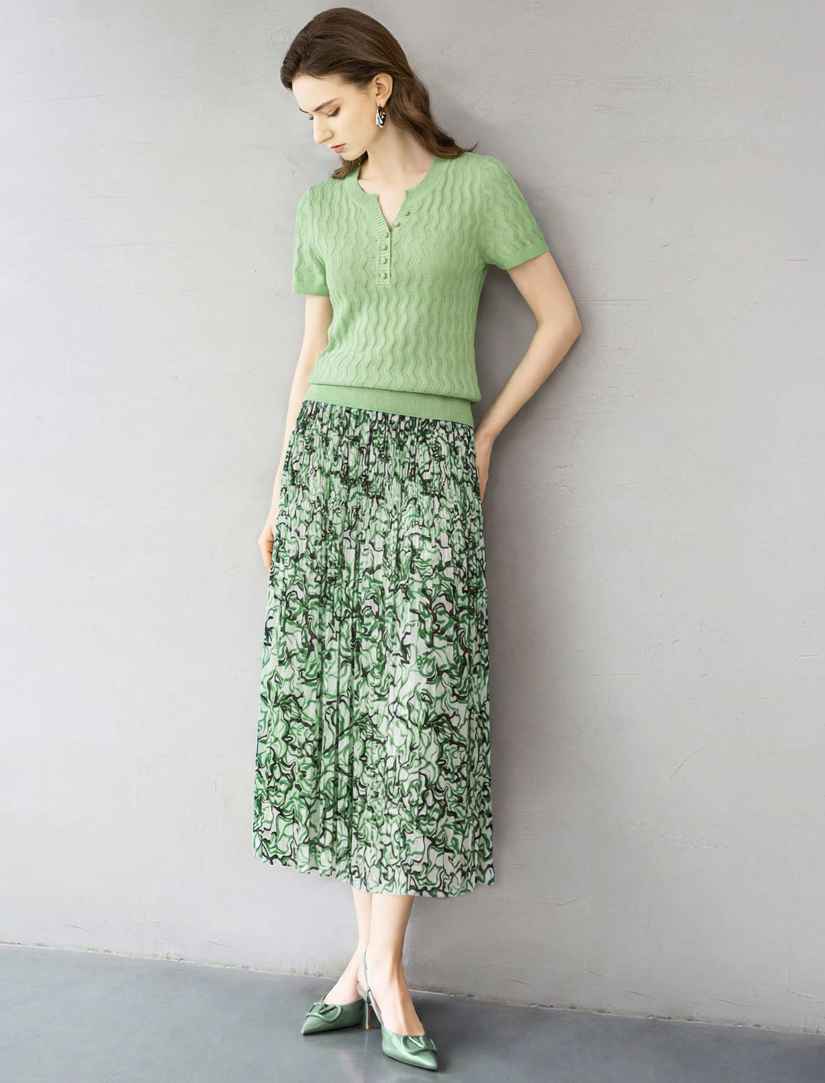Green Abstract Print Pleated Midi Skirt