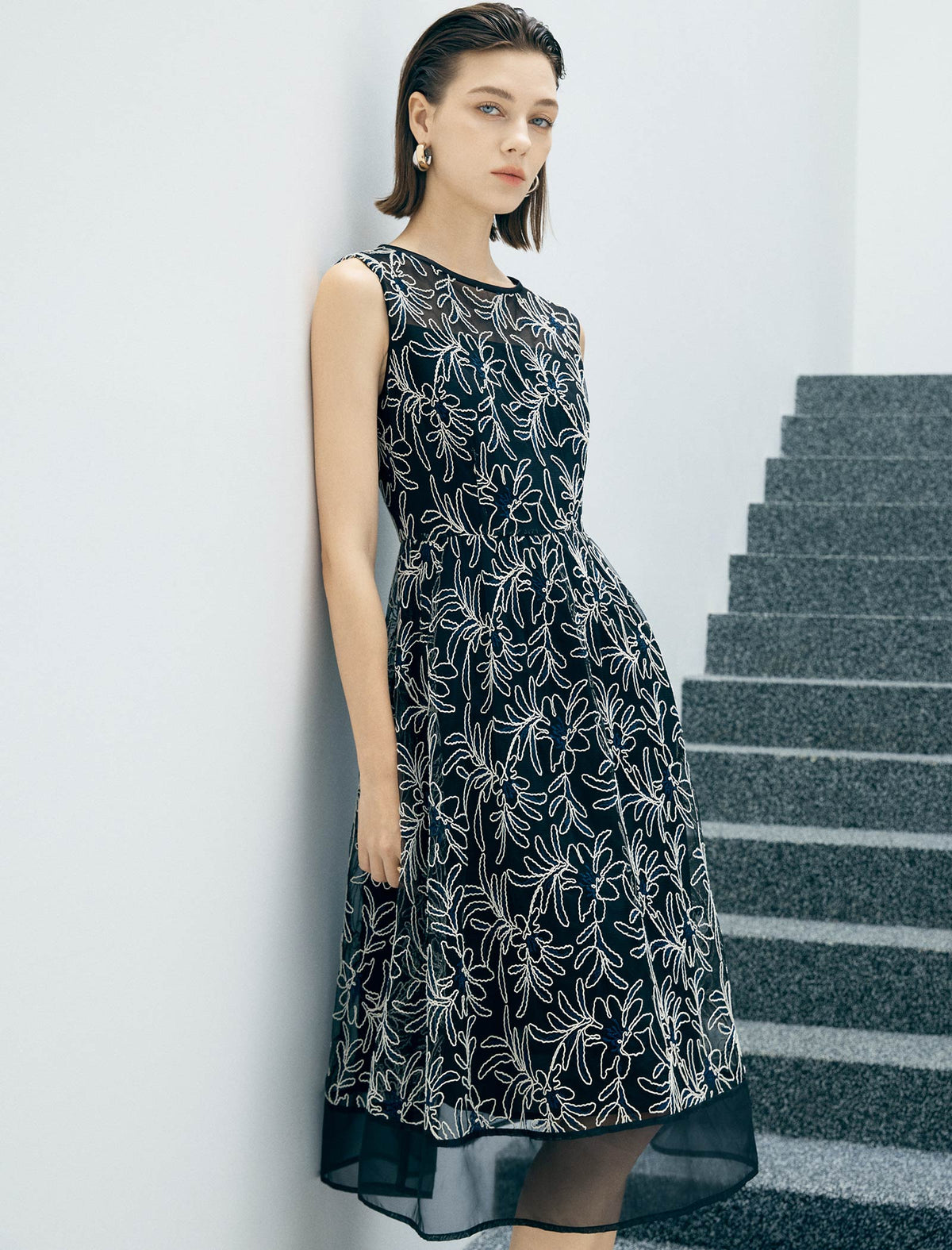 Sleeveless Floral Embroidered Mesh Midi Dress