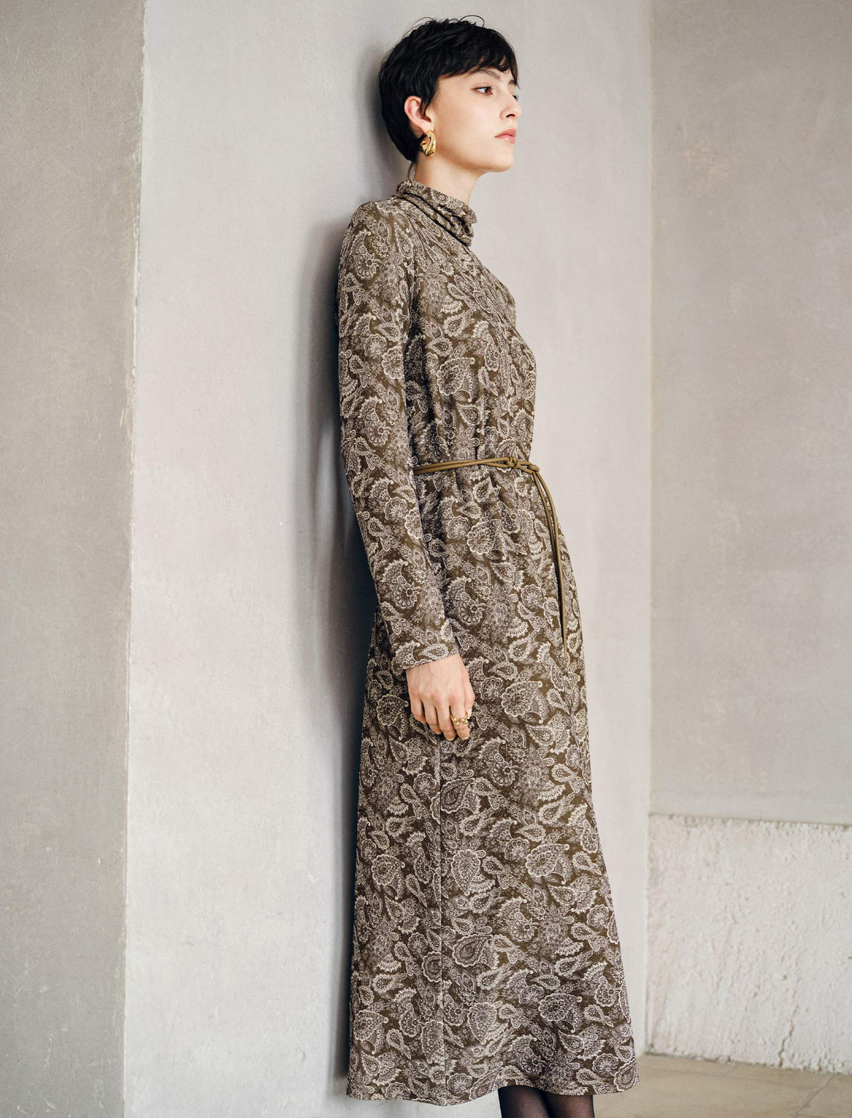 Mock Neck Paisley Belted Midi Dress