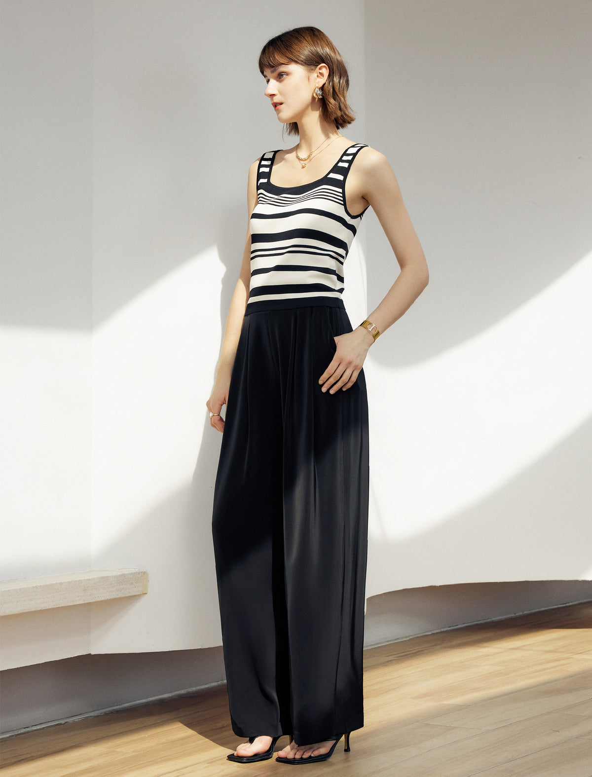 Striped Knit Square Neck Slim Fit Tank Top