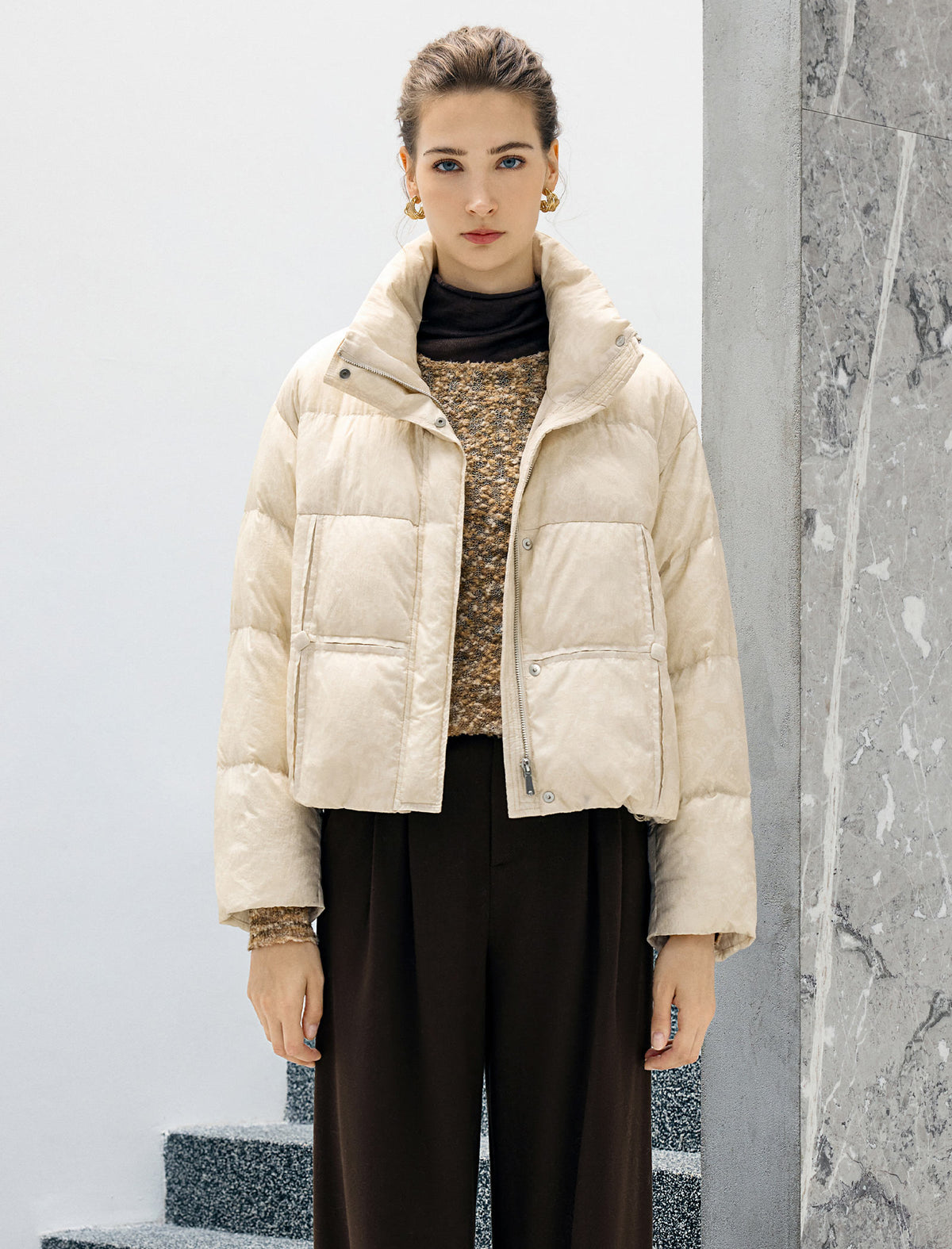 Textured Stand-Collar Zip-Front Pocket Cropped Puffer Jacket